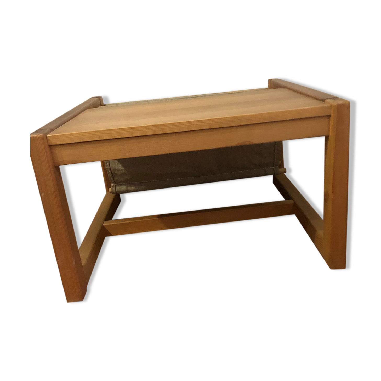 Coffee table pine magazine holder