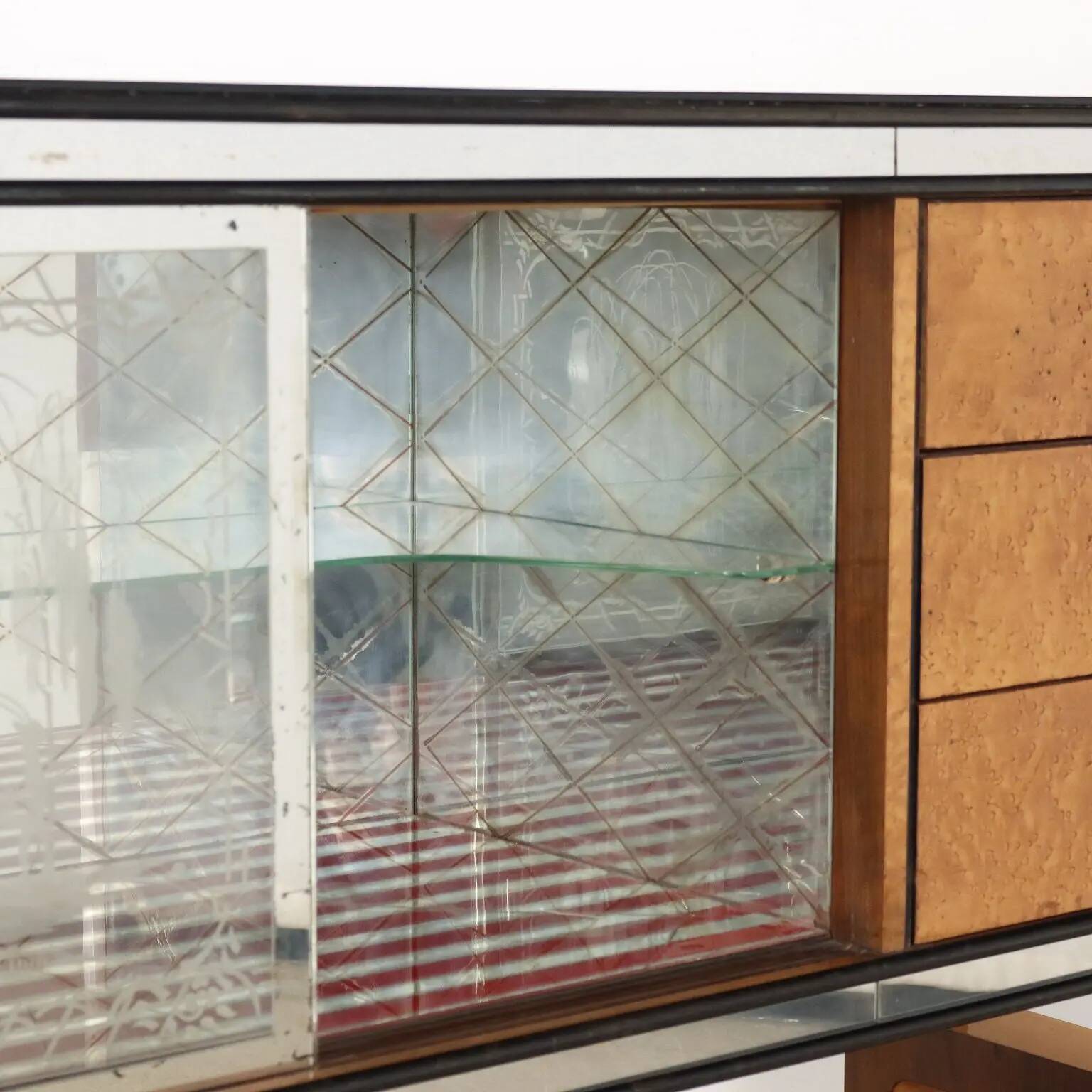 Buffet vintage Palazzi dell'Arte Cantù en noyer et laiton, Italie, années 1940