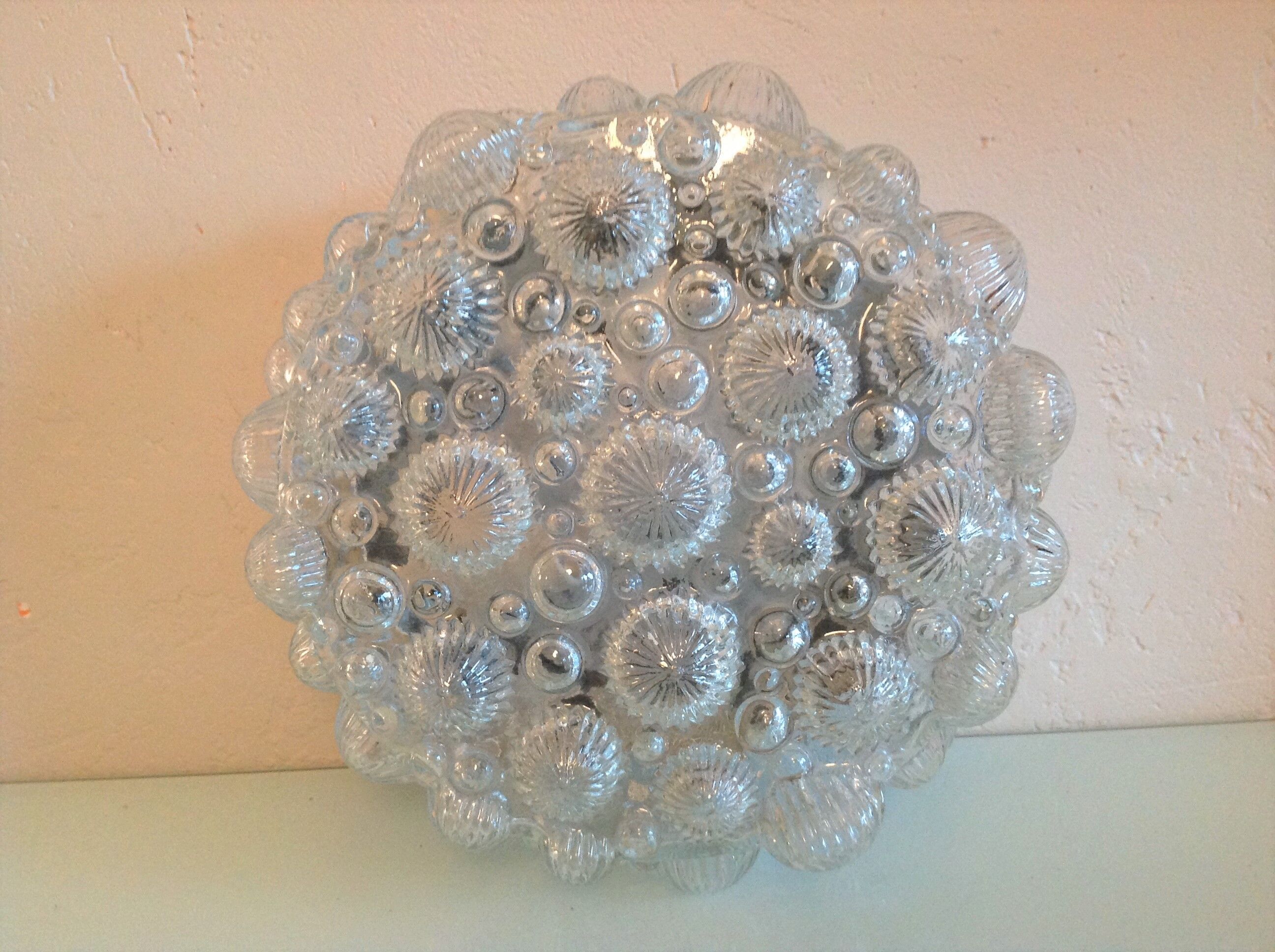 Round ceiling lamp in bubbled glass / vintage 60s-70s