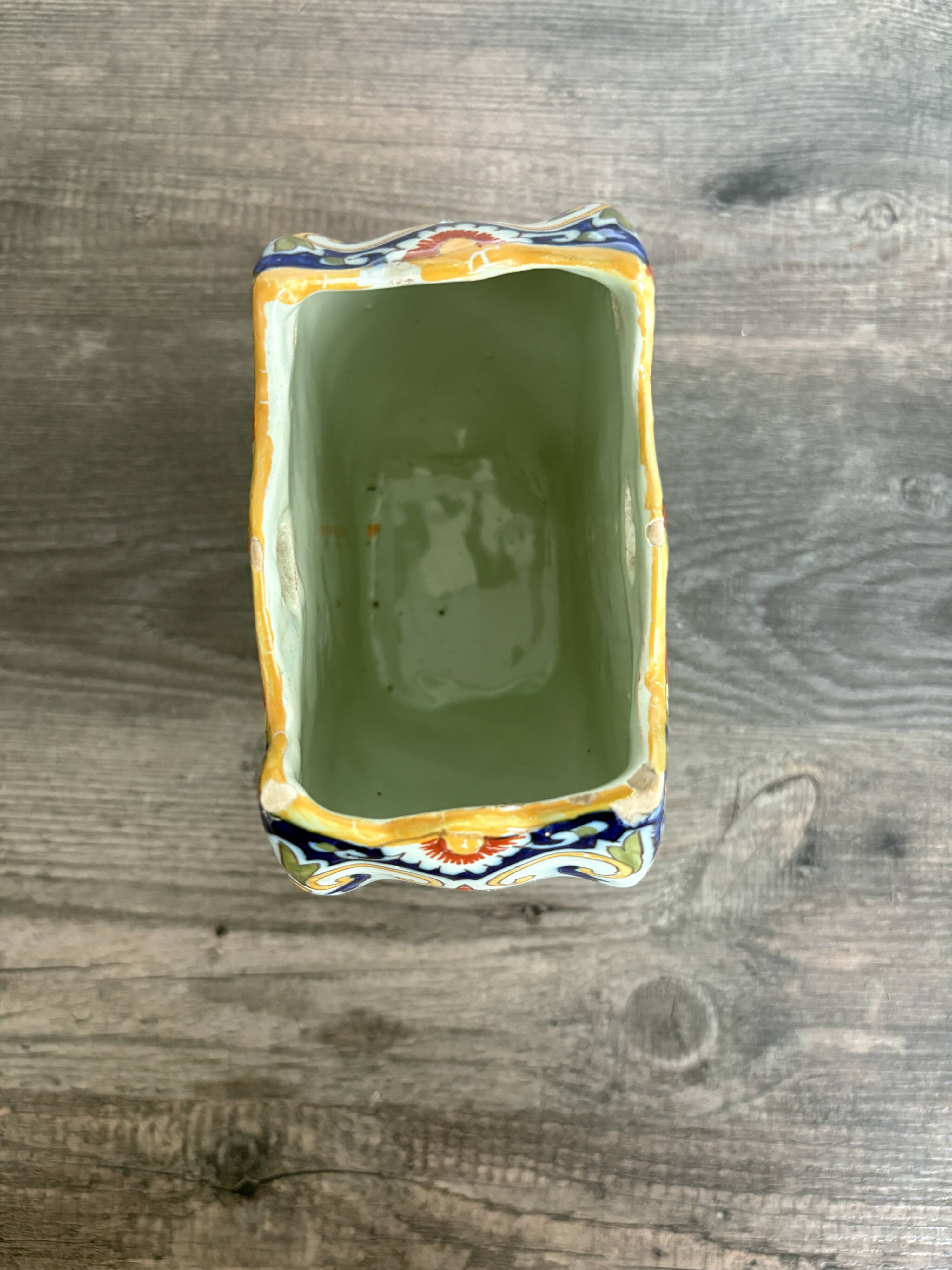 Antique cache-pot in Art Nouveau faience