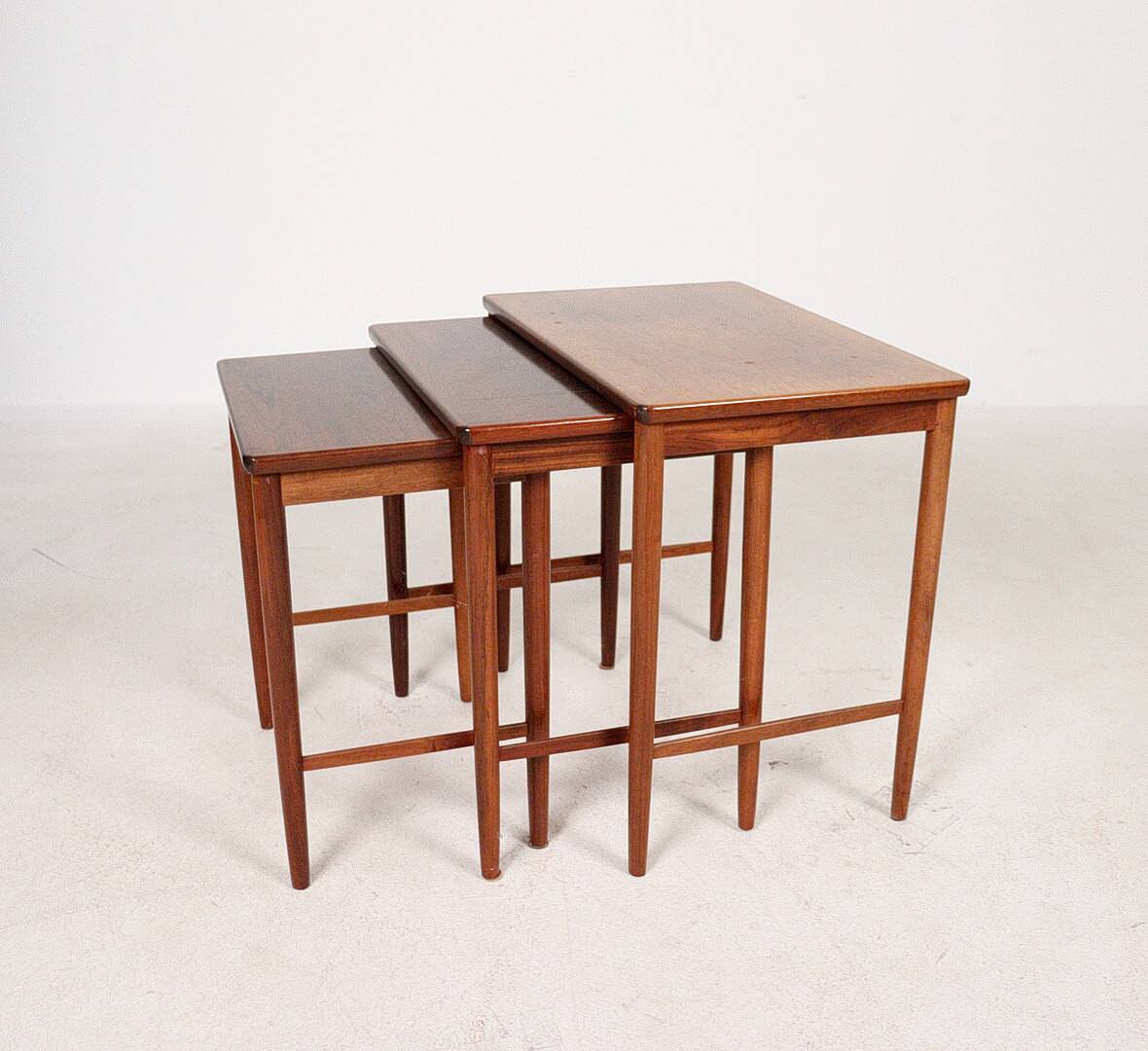 Vintage nesting tables 3 pieces