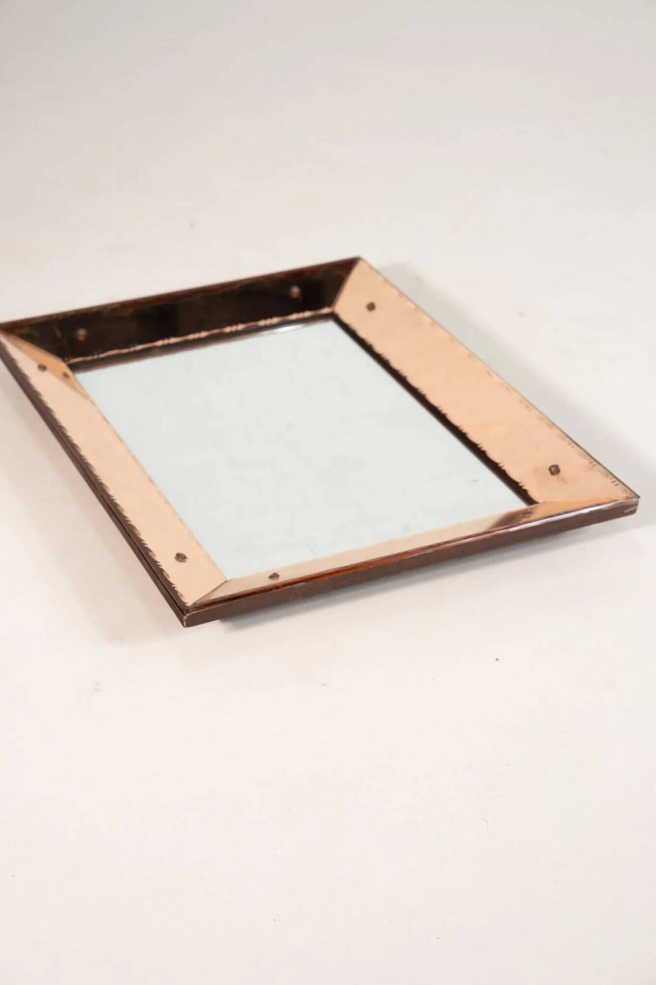 FULL GLASS PINK MIRROR