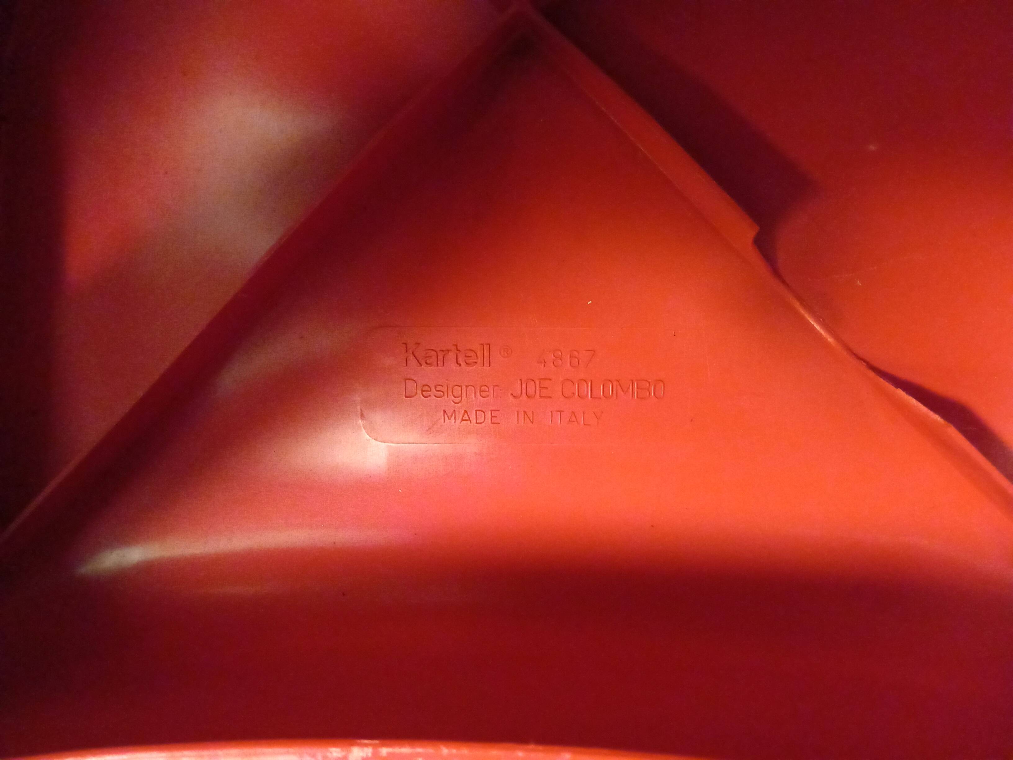 Universal chair by Joe Colombo