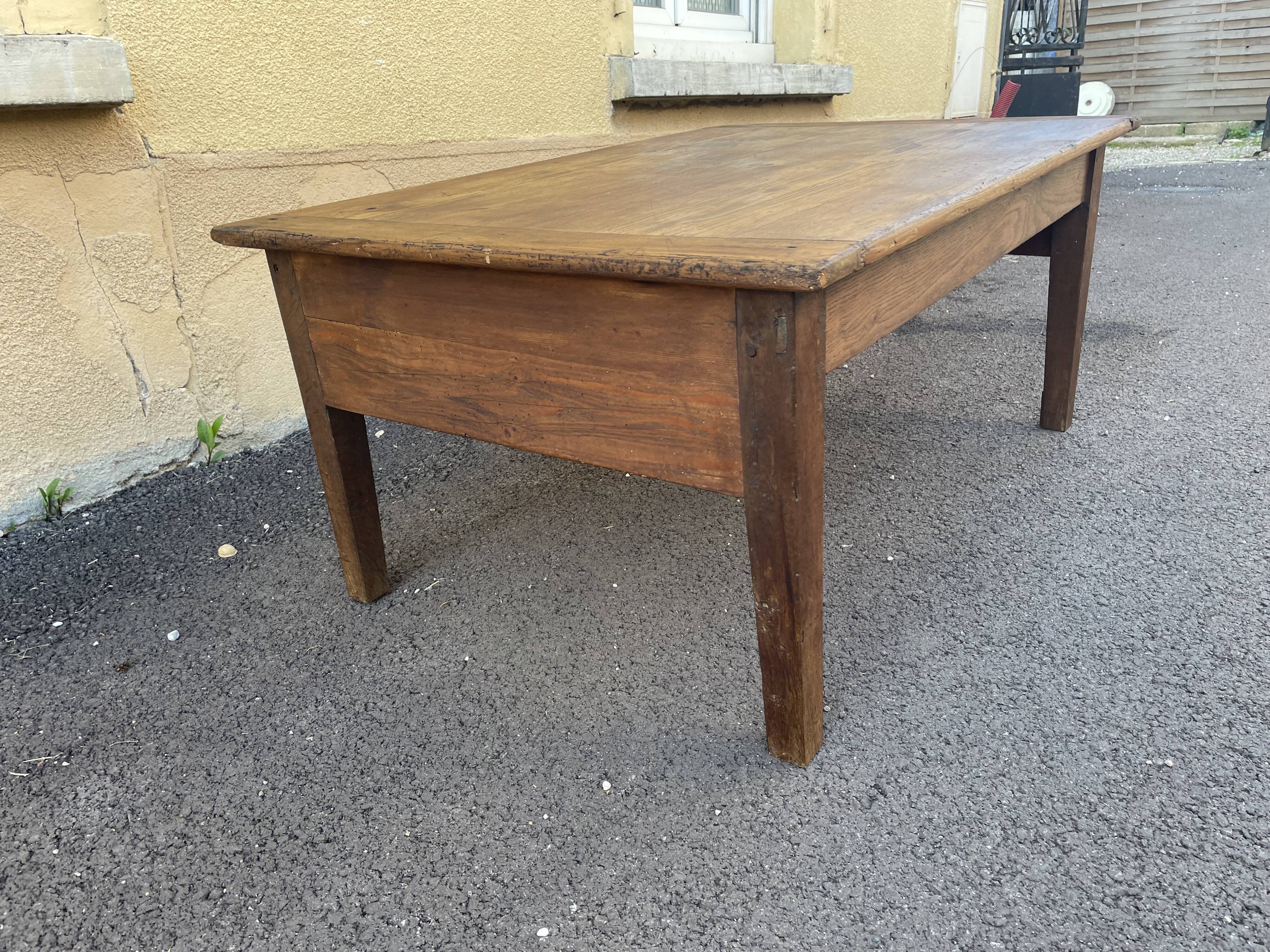 Table basse de ferme