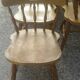 8 chaises dites western