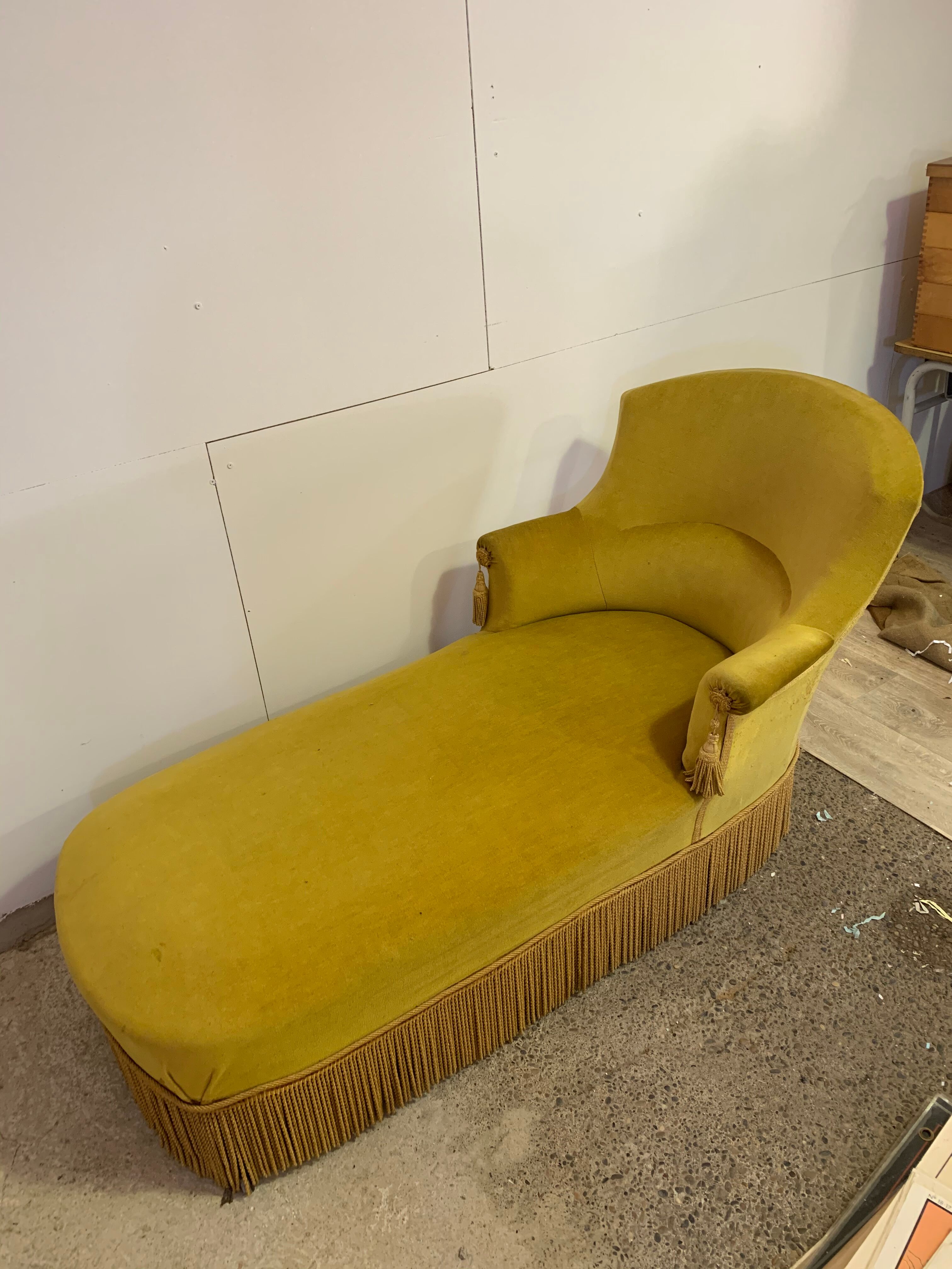 Yellow velvet meridian bench