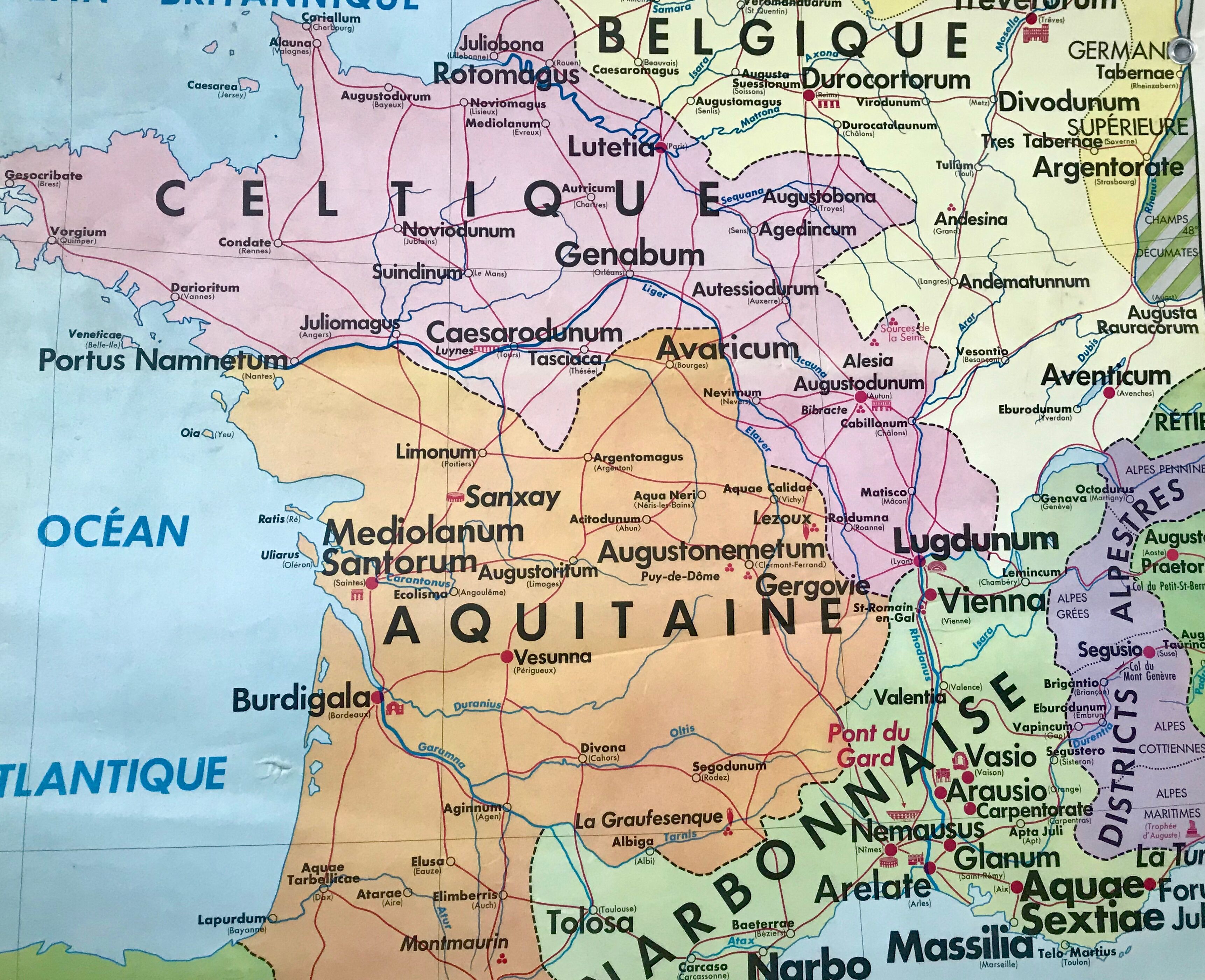 school map Librairie Armand Colin Reinhart and Wagret Roman Gaul with wooden hook 1970