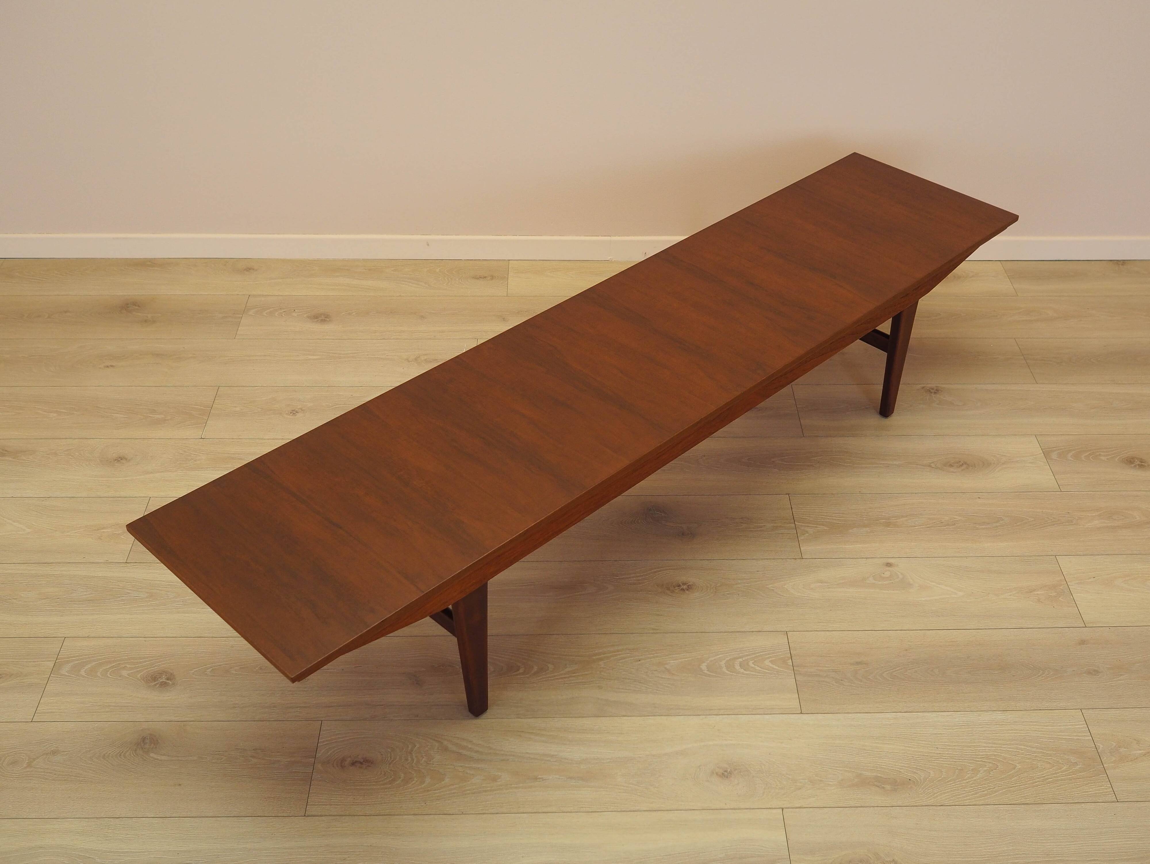 Meuble bas en teck, design danois, années 1970, fabriqué au Danemark