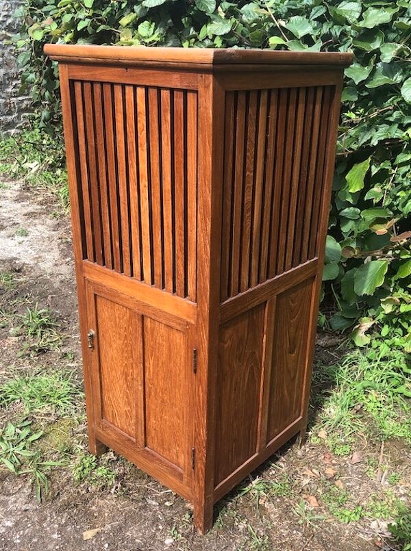 Meuble à linge ancien en teck