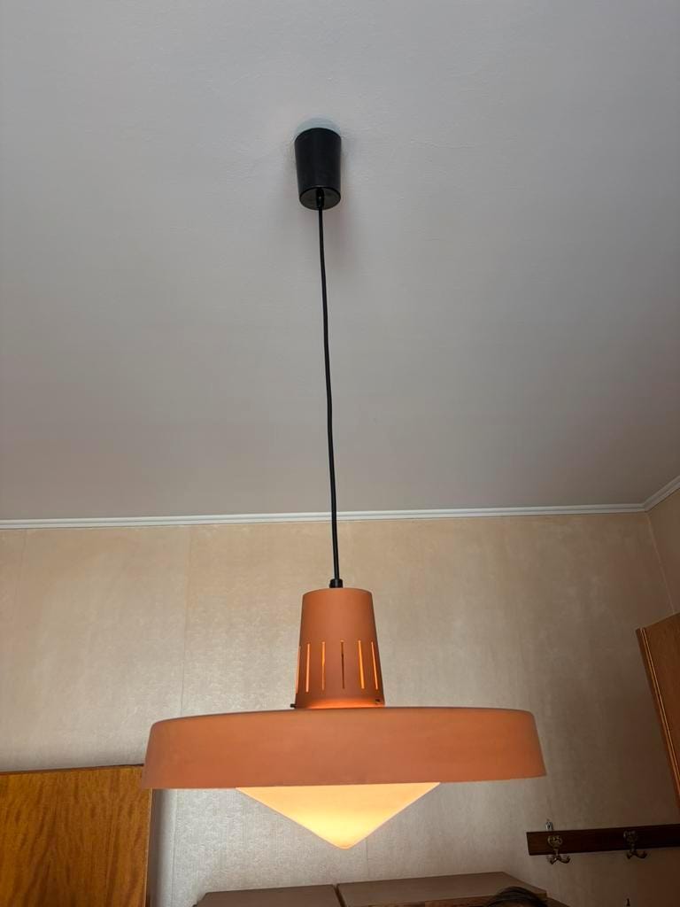 Lustre vintage en métal saumon orange / suspension
