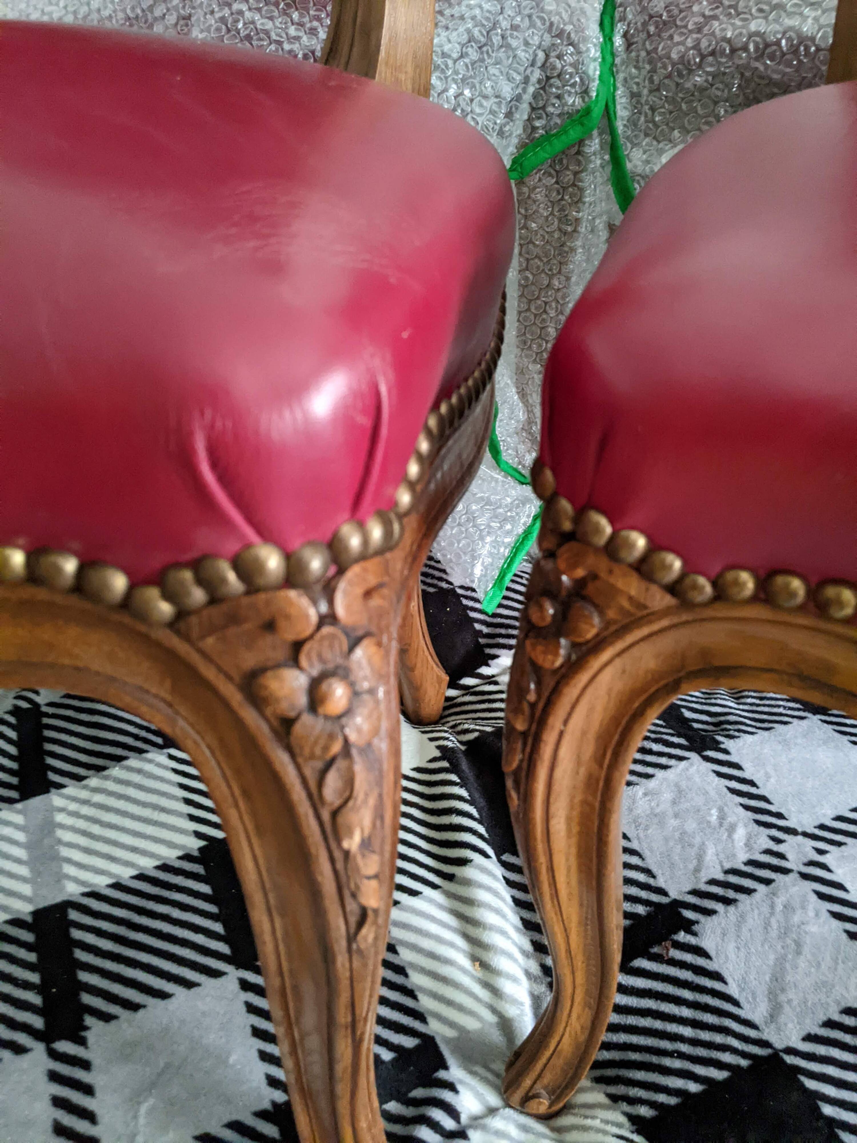 Set of Louis XV Cabriolet Chairs – Carved Wood & Bordeaux Leather