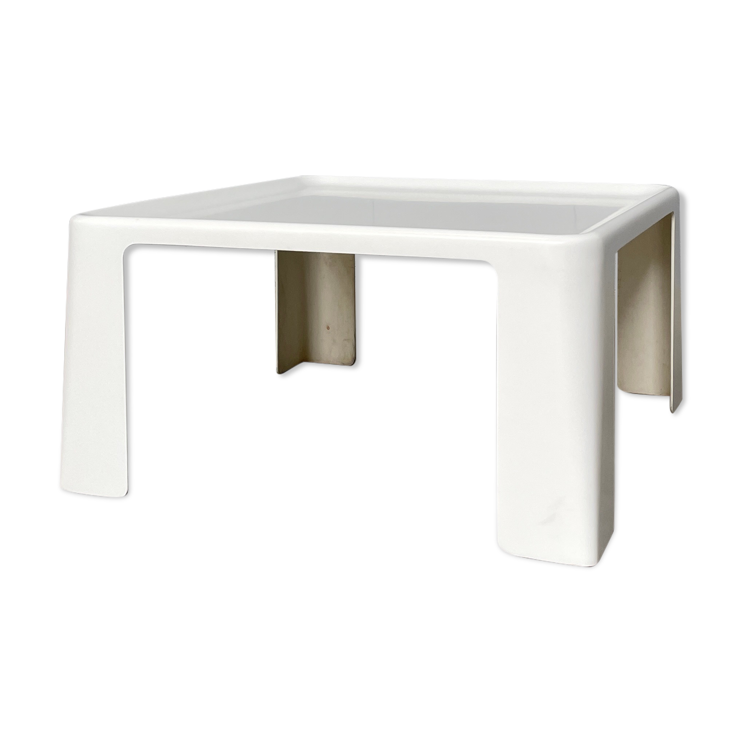 Coffee table "Amanta", Mario Bellini