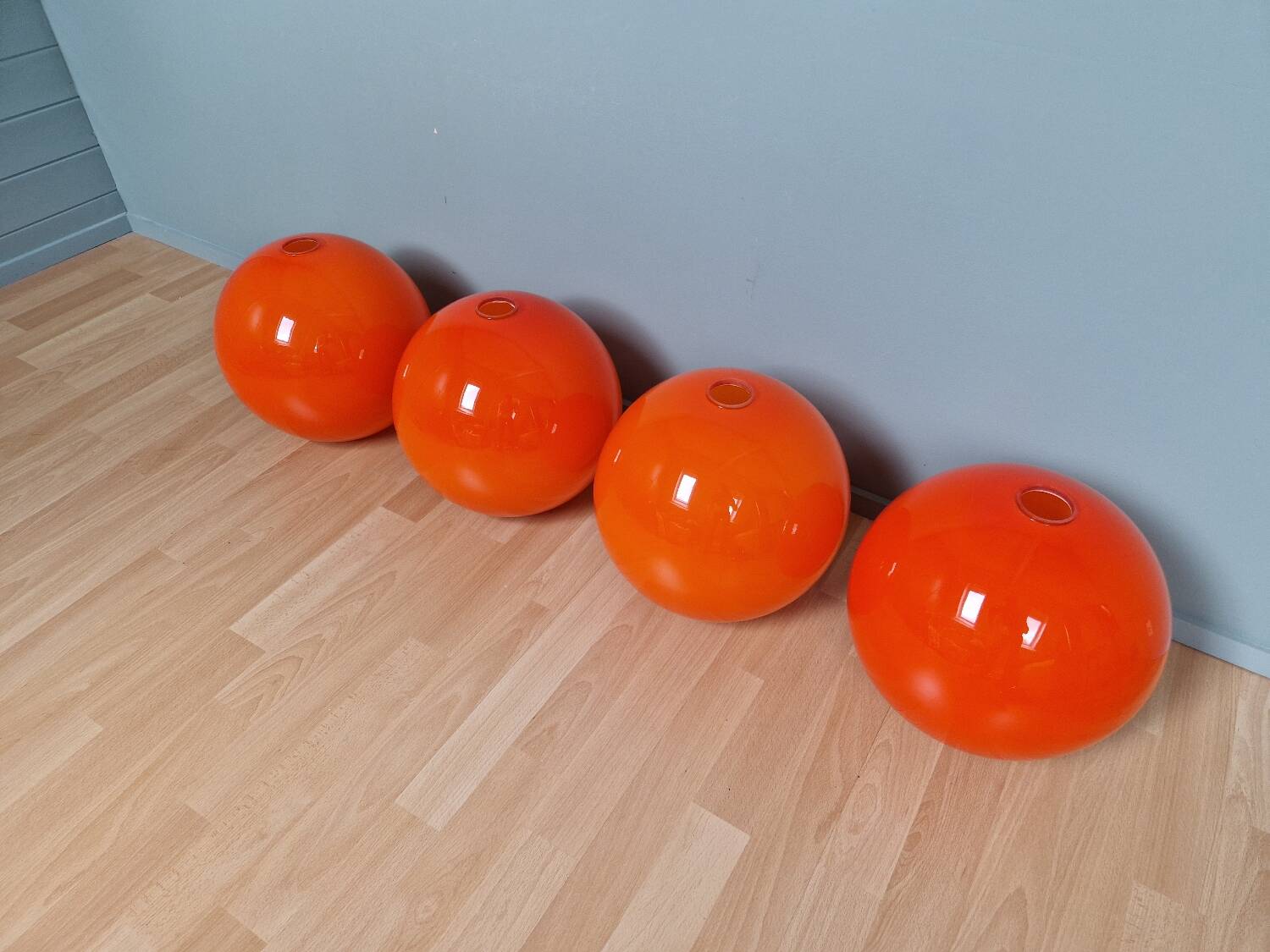 Paire de suspensions Space Age en opaline orange, 1970