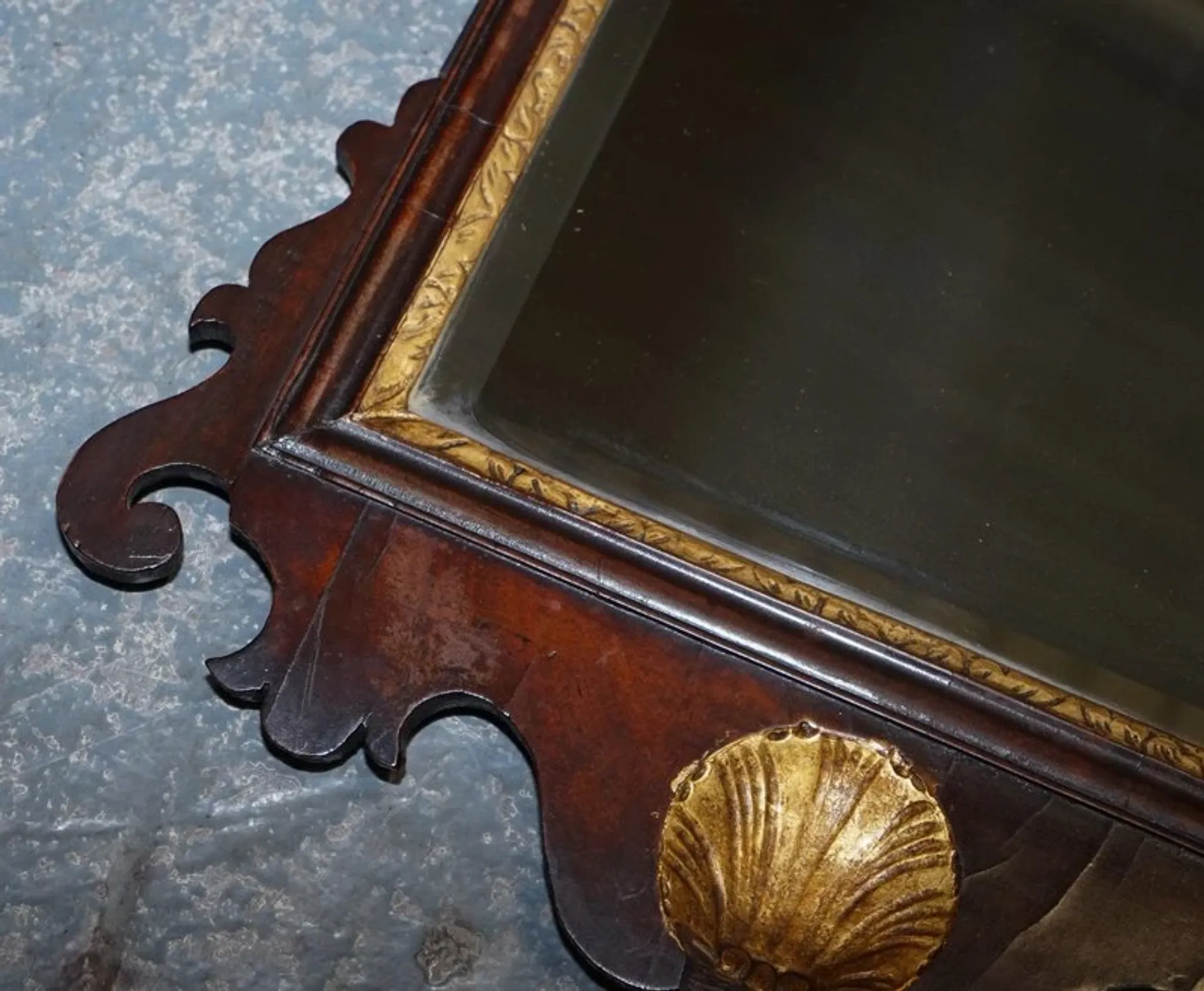 Antique Chippendale Wall Mirror in Gilded Wood with Phoenix, 1760s