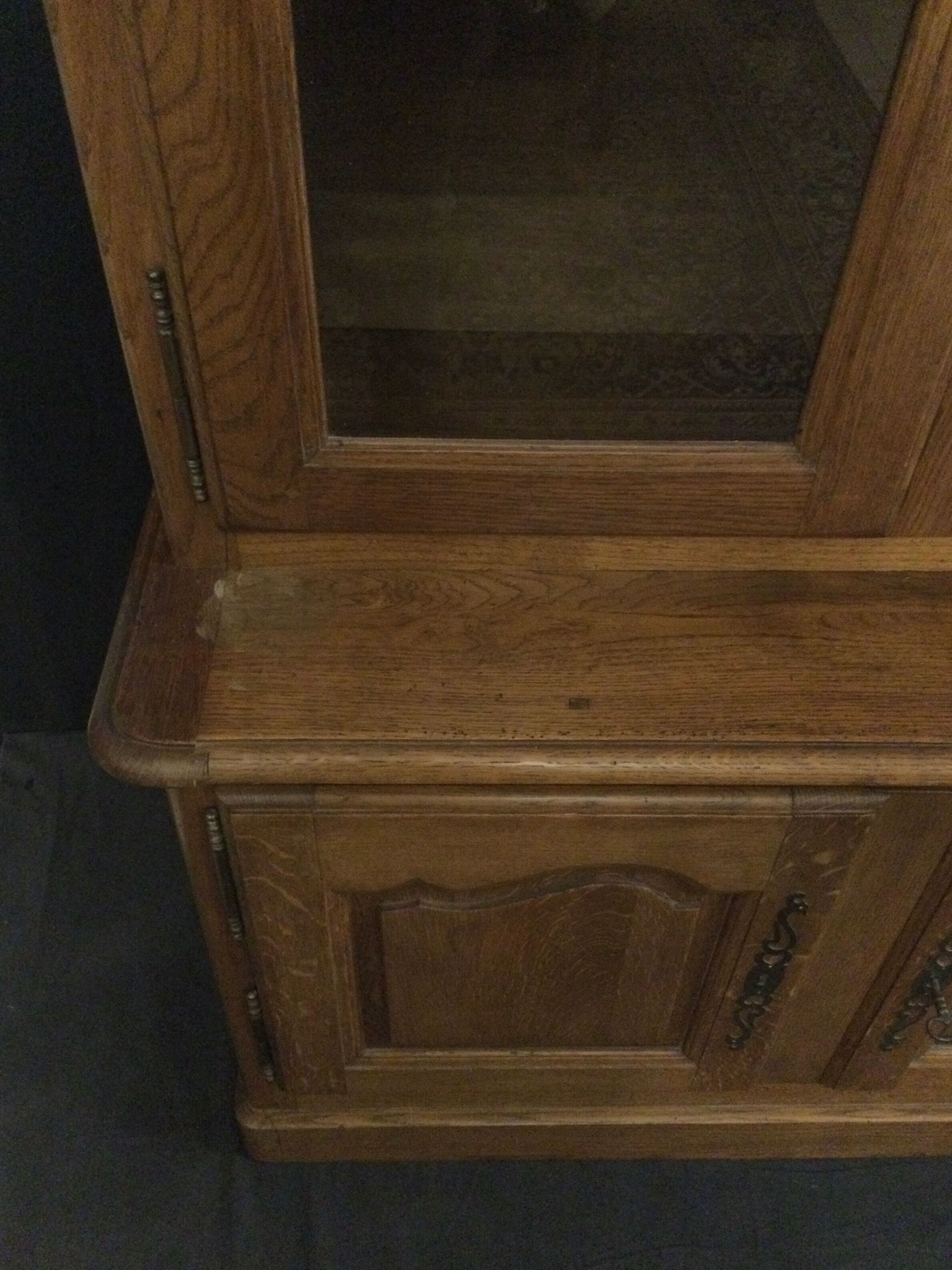 Buffet deux corps vaisselier