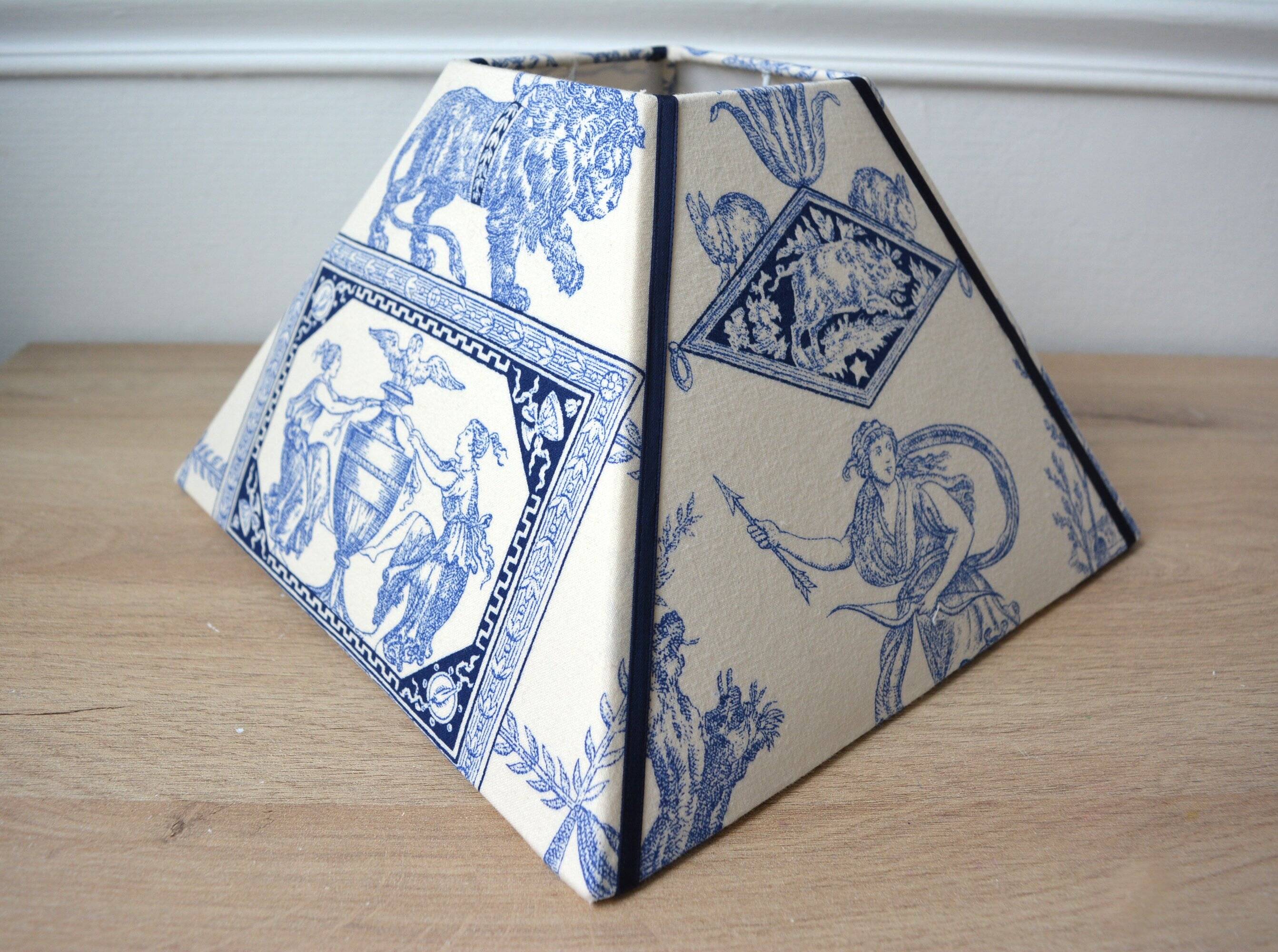 Square lampshade in blue toile de Jouy, Goddess Diana