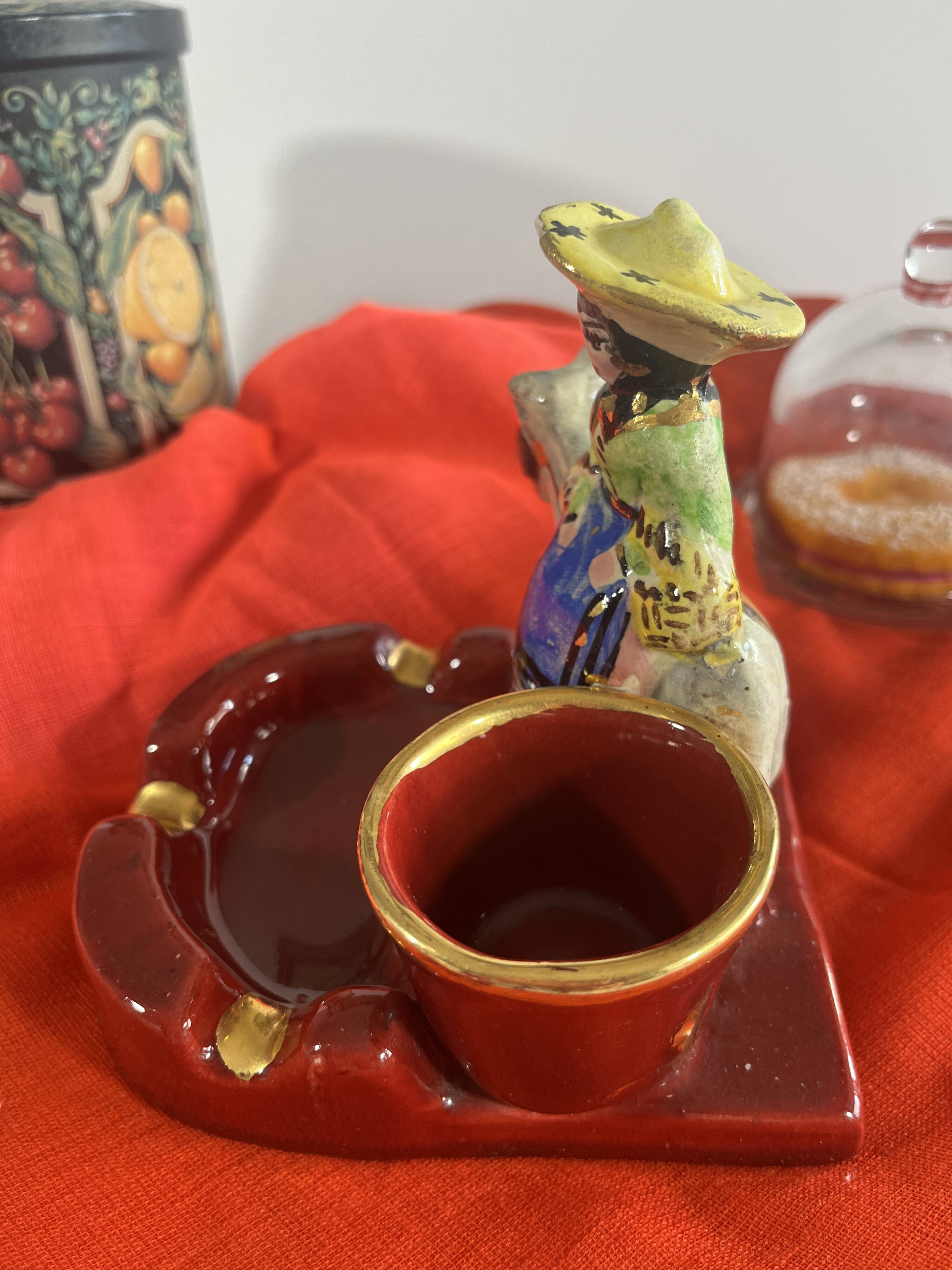 Vallauris burgundy collection ashtray