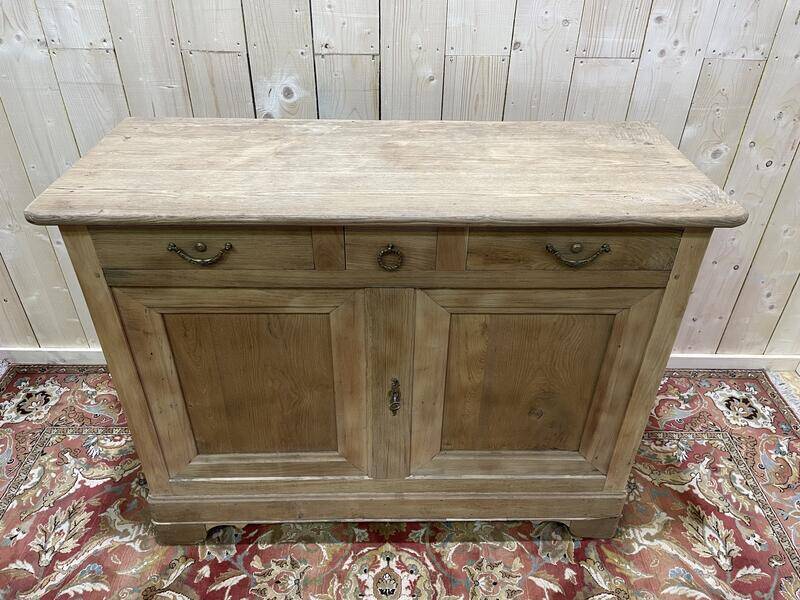 Buffet époque Louis Philippe en chêne aéro gommé