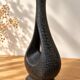 Vase soliflore sculptural en céramique noire – années 60/70