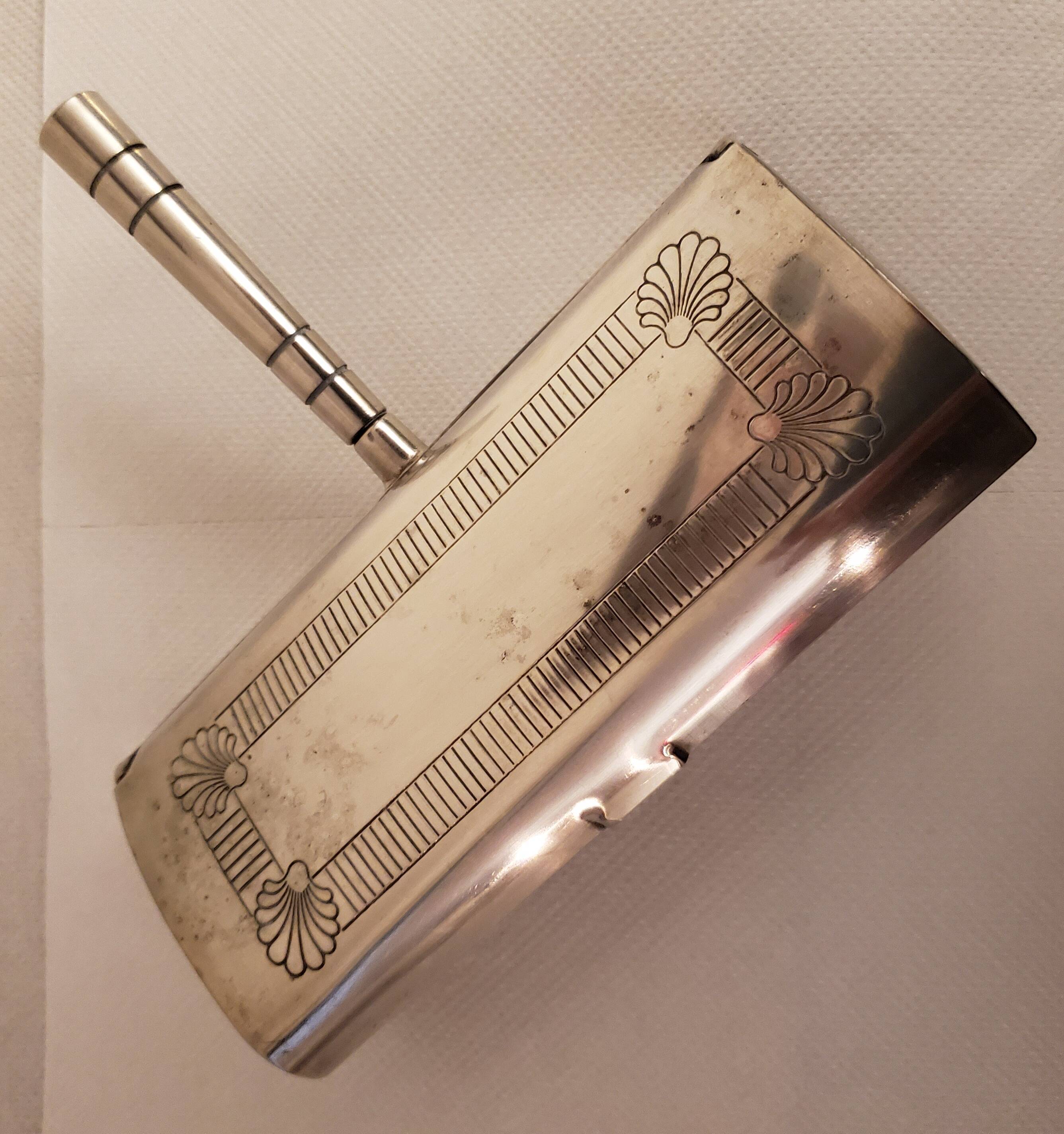 Table crumbs pick-up