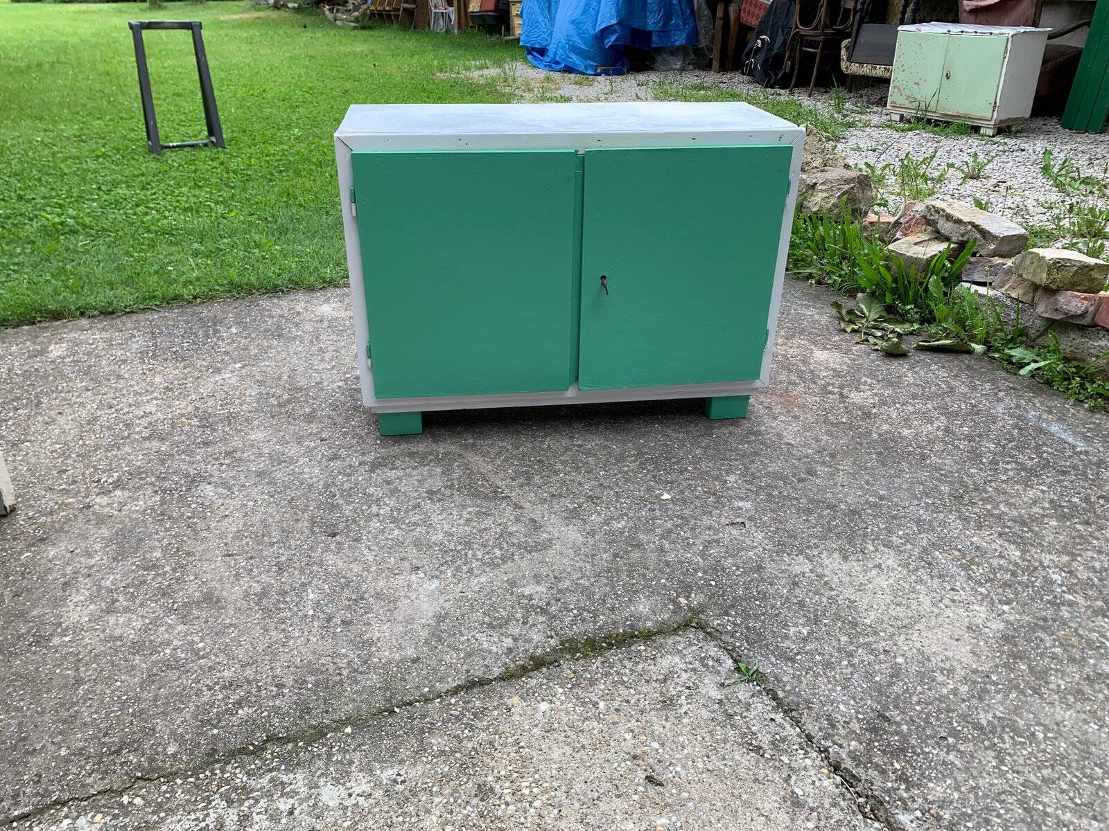 Vintage painted wardrobe in white and green wood, 1950s, original lock.