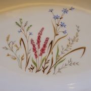 Table service 53 pieces in porcelain