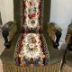 Paire de fauteuils en velours et tapisserie