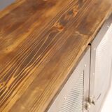 Armoire industrielle en fer forgé des années 1950, Tchécoslovaquie