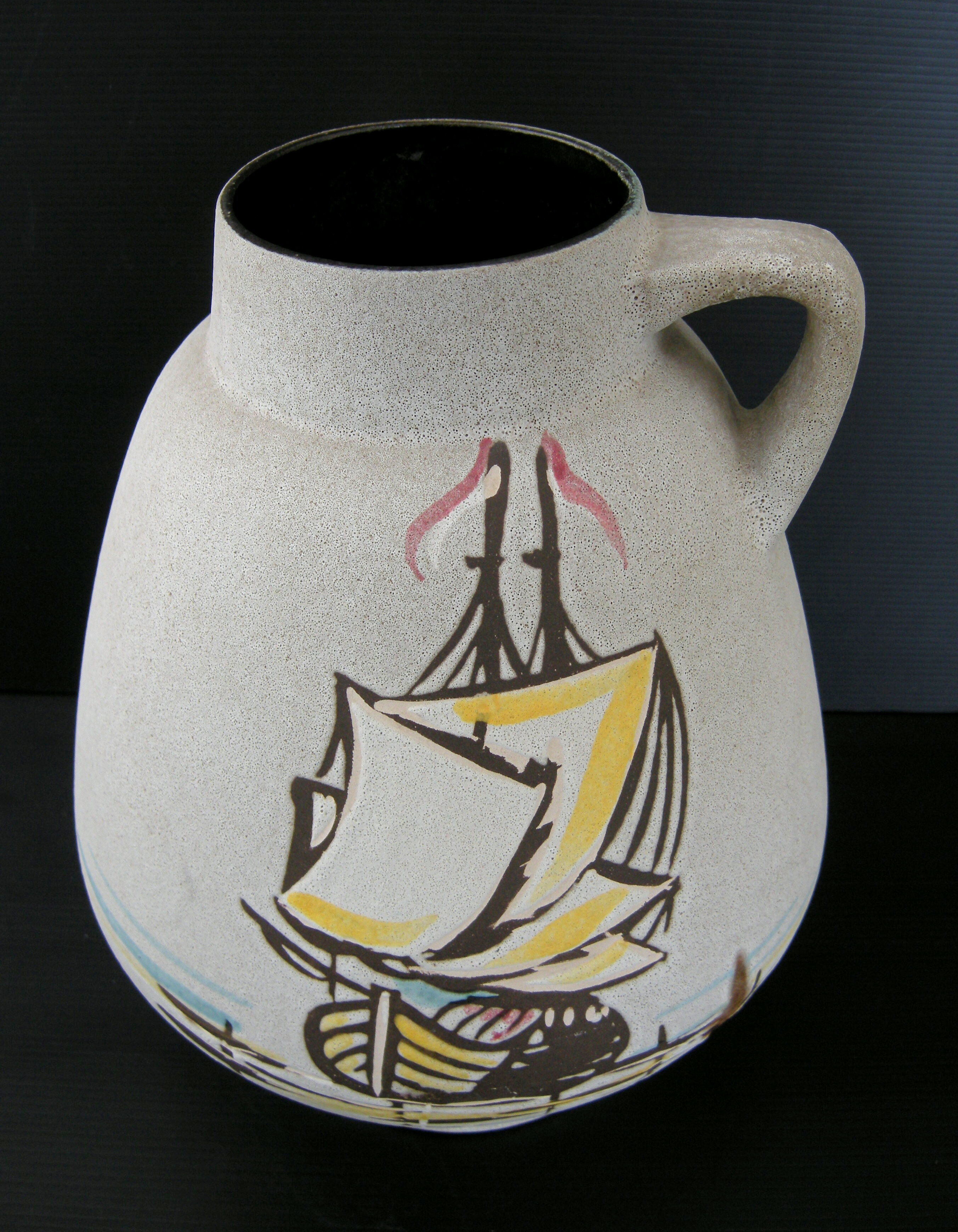Vintage vase 1960 ceramic boats
