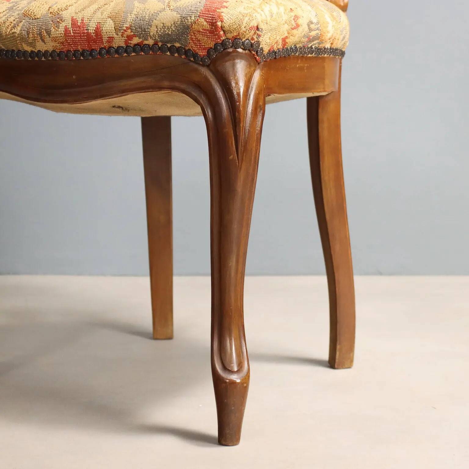 Pair of antique Louis-Philippe chairs in walnut and fabric, Italy, 19th century.