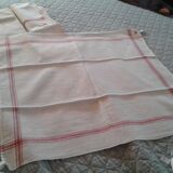 Lot 4 towels