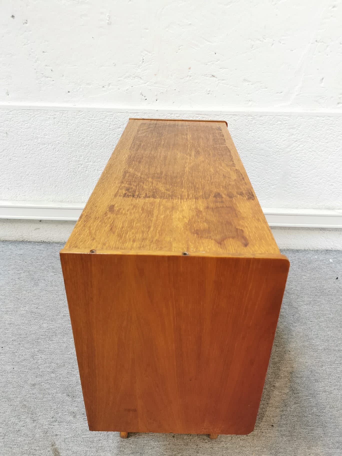 Commode de Jiri Jiroutek