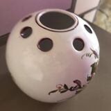 Moustiers vase