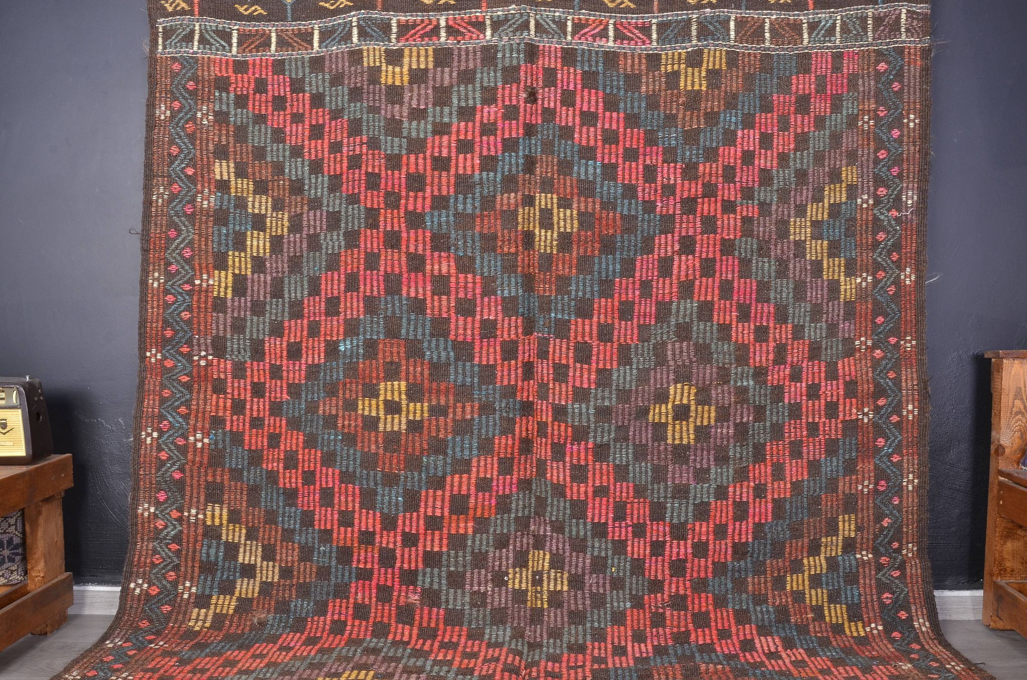 Tapis kilim Oushak anatolien surdimensionné