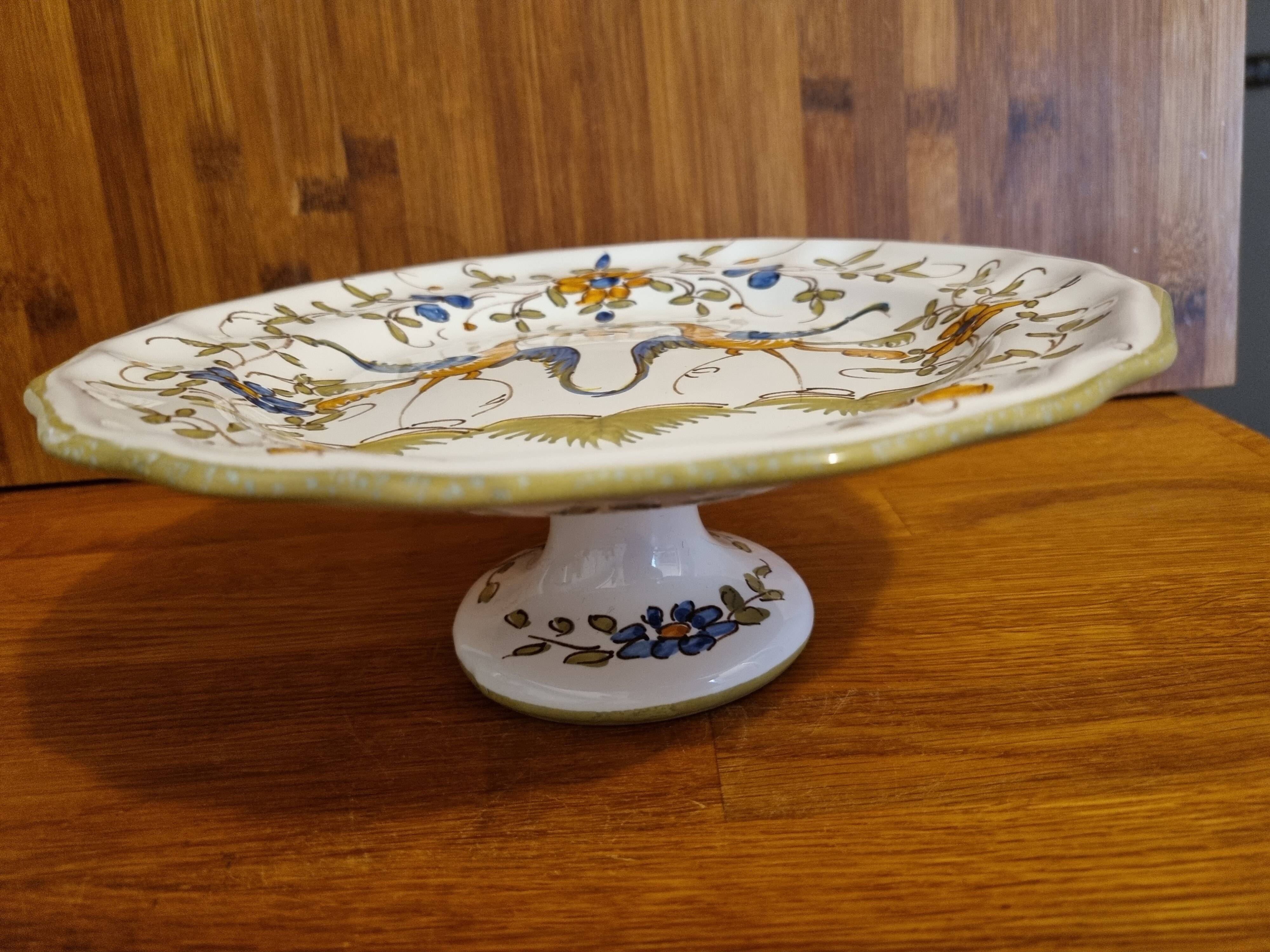 Assiette de présentation sur pied douche Martres Tolosane décor Moustier