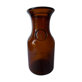 Carafe en verre fumée marron