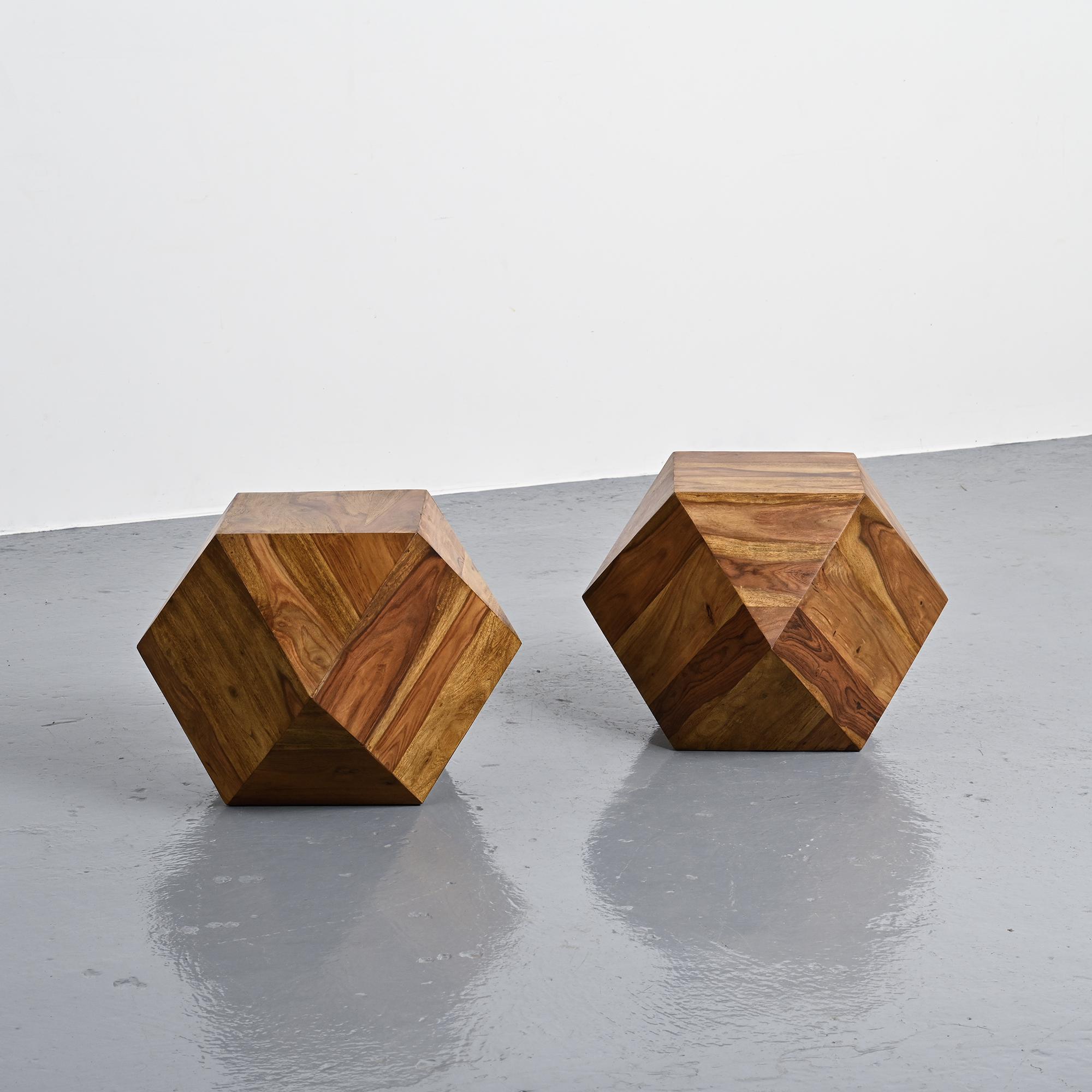 Paire de bouts de canapé en bois, circa 1980