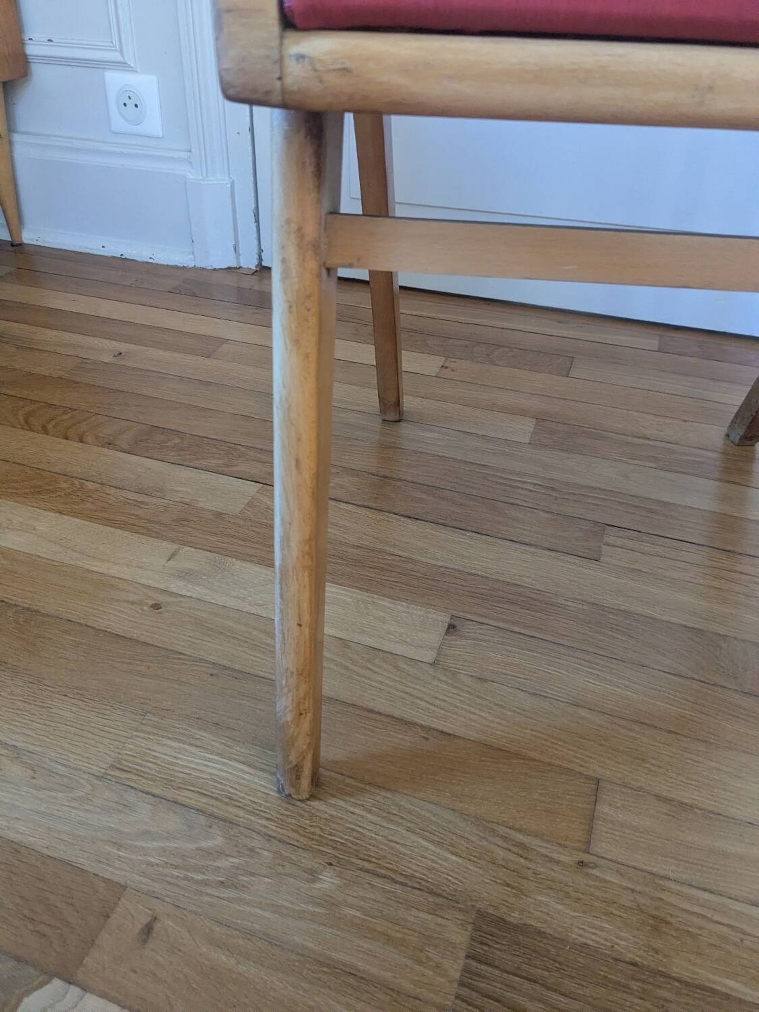 Paire de fauteuils années 60