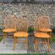4 chaises scandinaves en bois clair