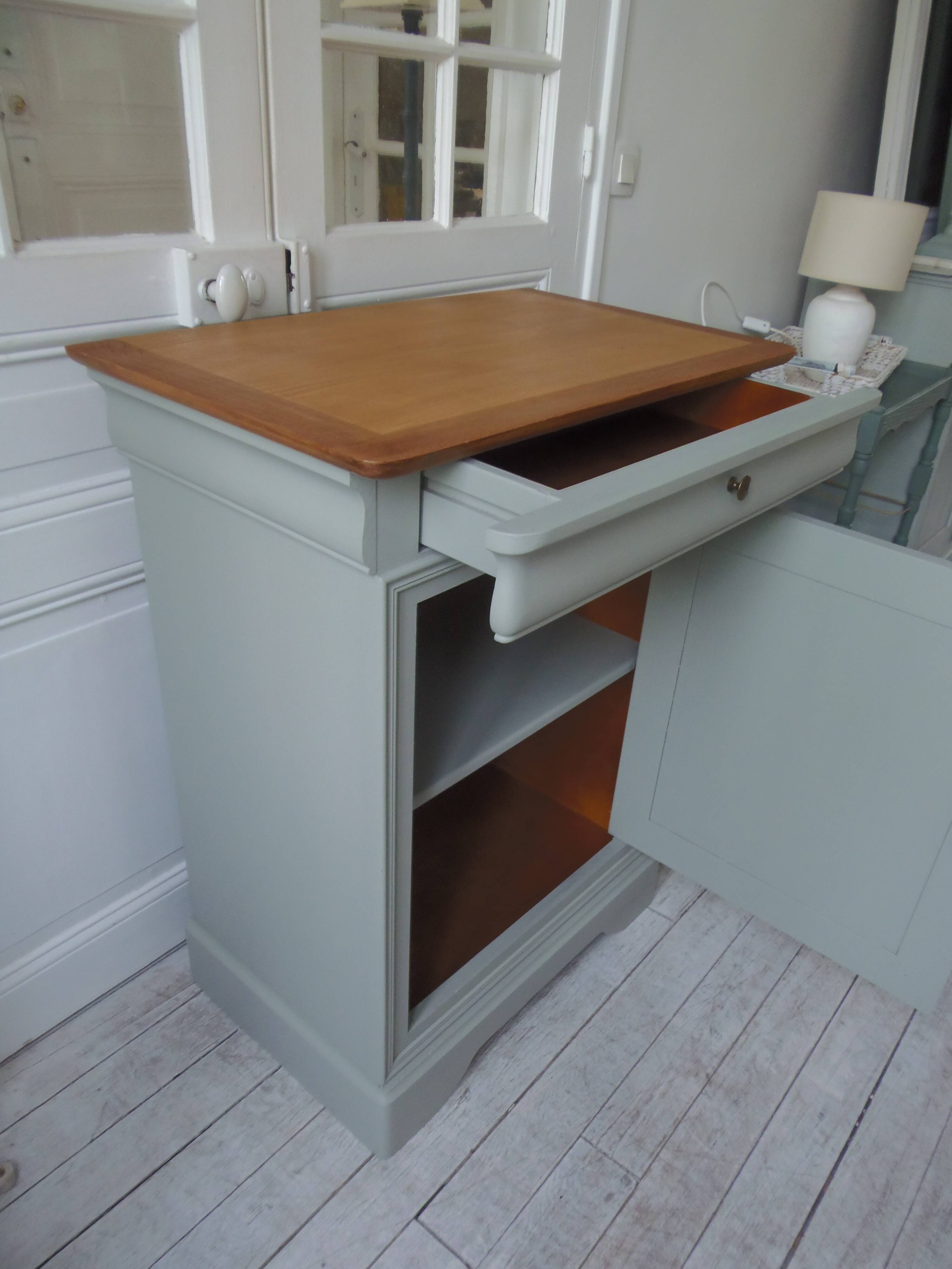 Beautifully crafted Louis Philippe style jam maker sublimated in verdigris, wooden top.