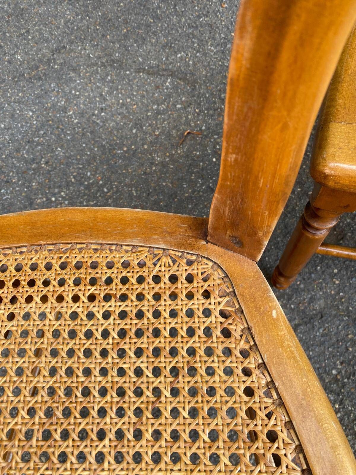 Set of 4 Louis-Philippe medallion chairs in wood with caned seats, 1970s.