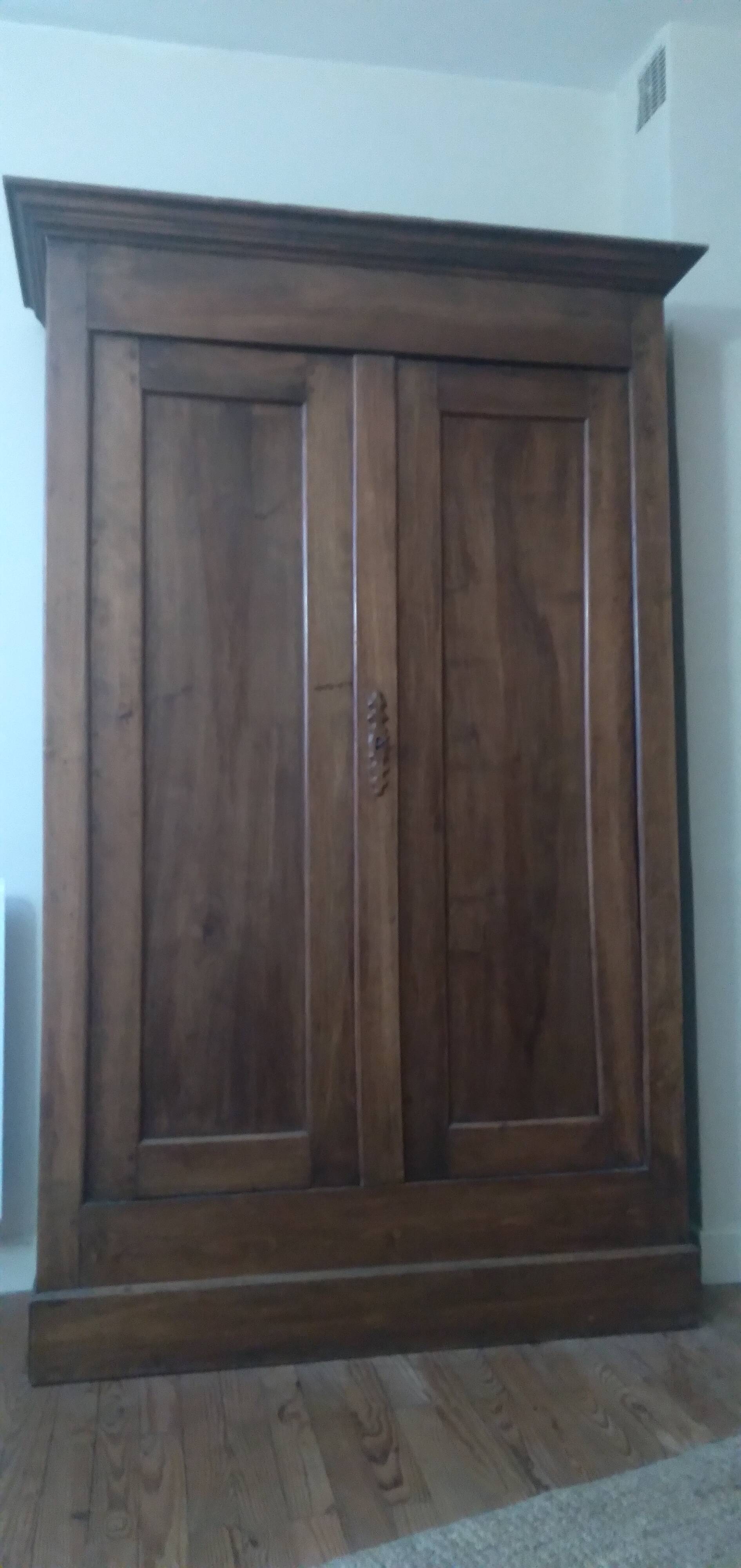 Armoire