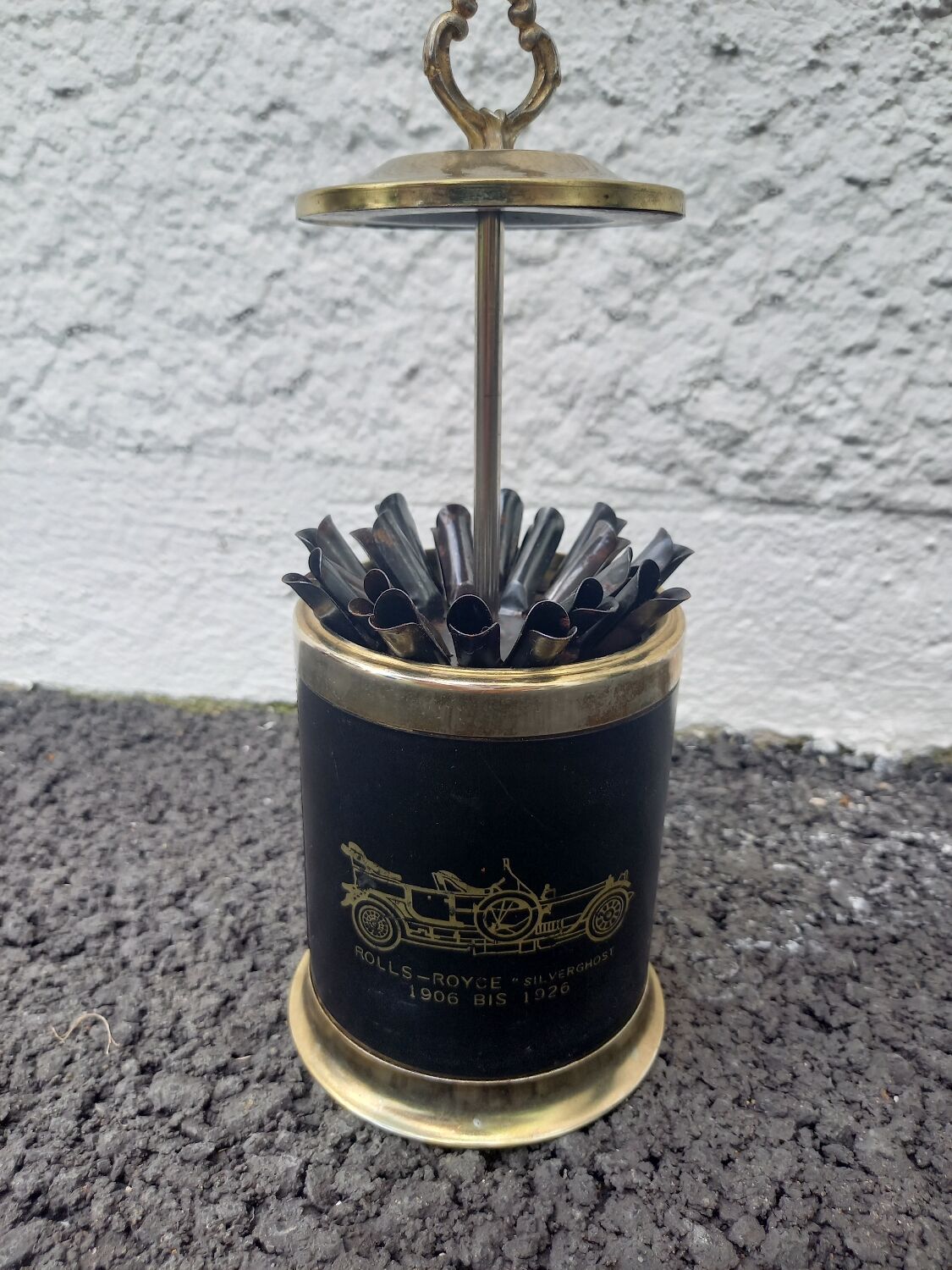 Vintage cigarette dispenser