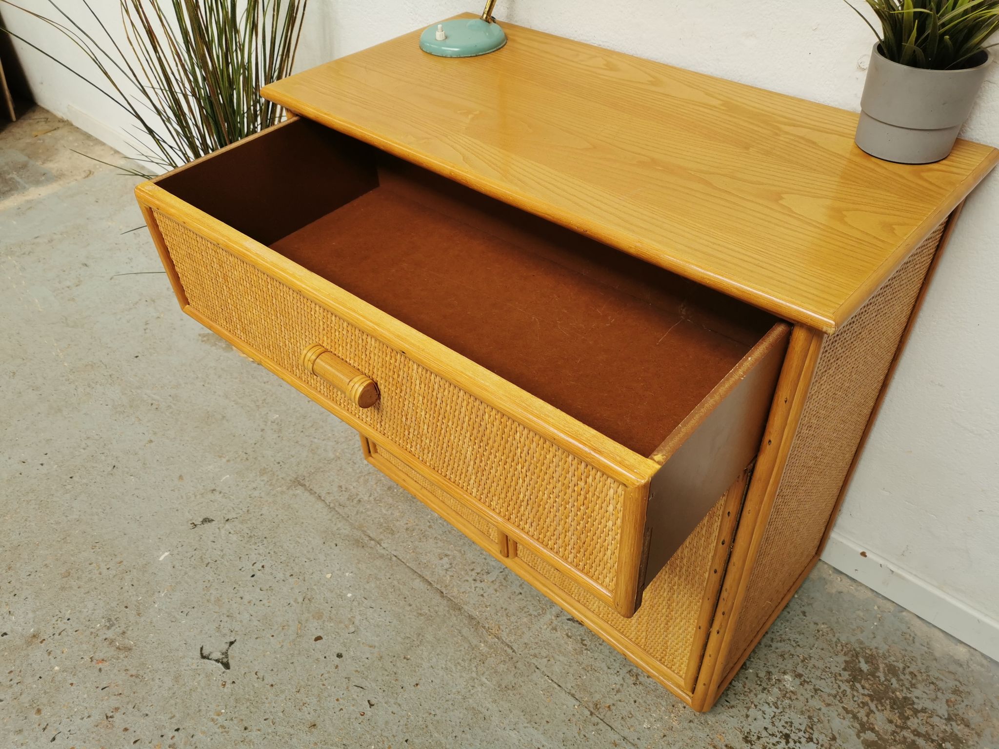 Buffet vintage en rotin Roche Bobois