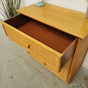 Buffet vintage en rotin Roche Bobois