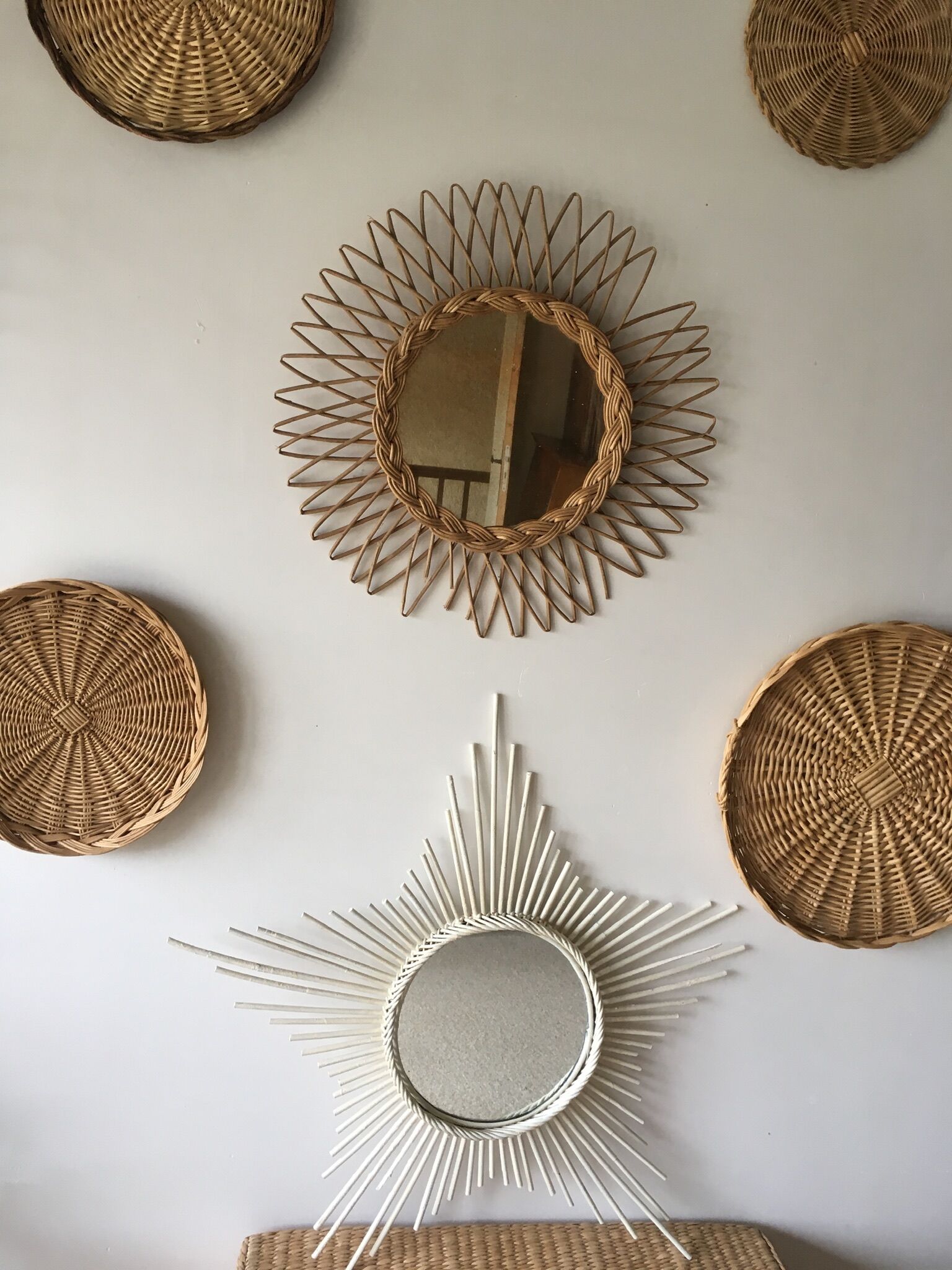 Sun vintage 70 cm braided rattan mirror