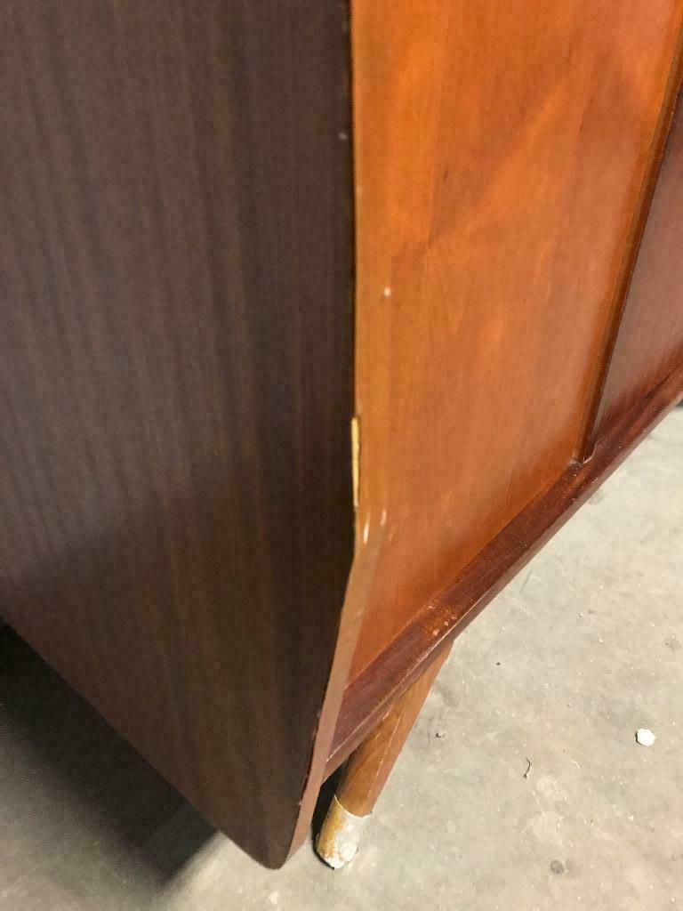 Vintage cabinet / display cabinet / cupboard