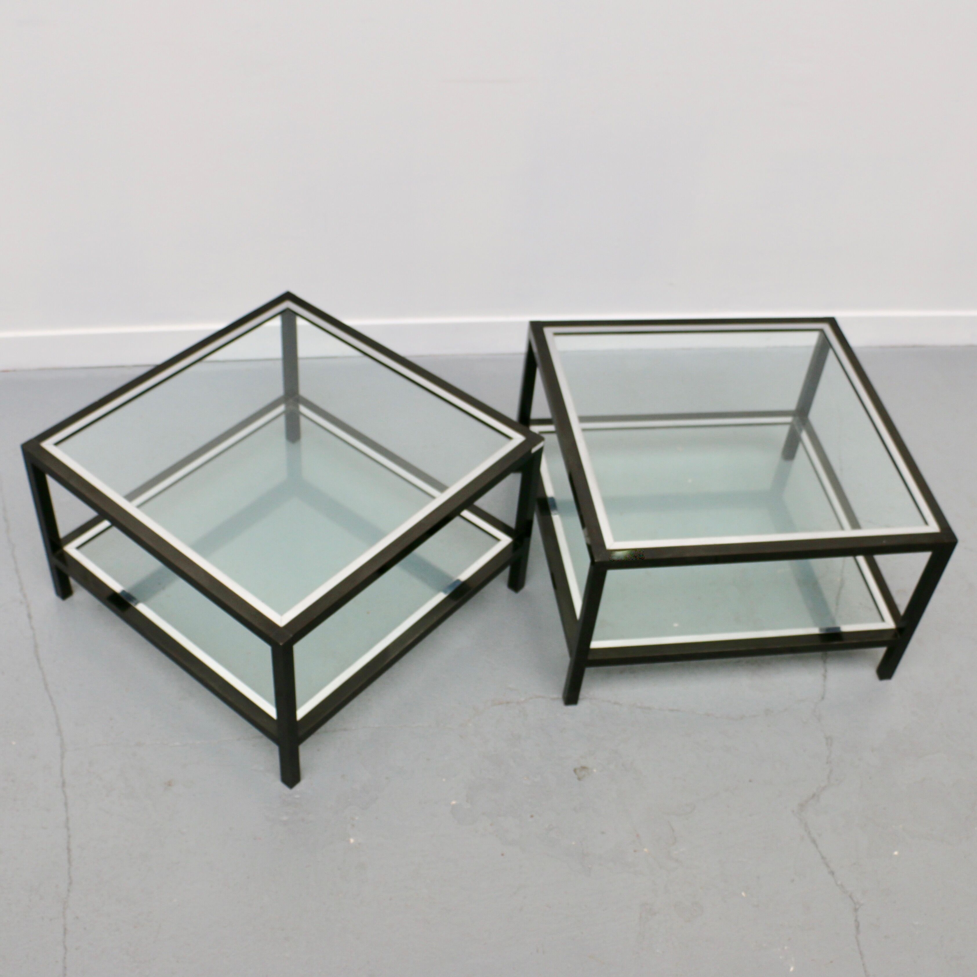 Paire de bouts de canapés verre et métal
