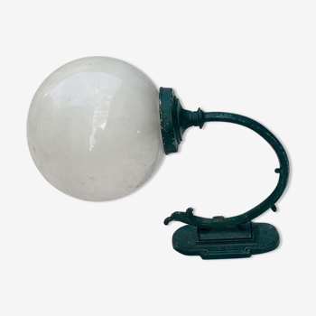 Outdoor wall lamp in cast alluminium, with plastic ball
