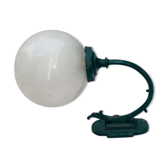 Outdoor wall lamp in cast alluminium, with plastic ball